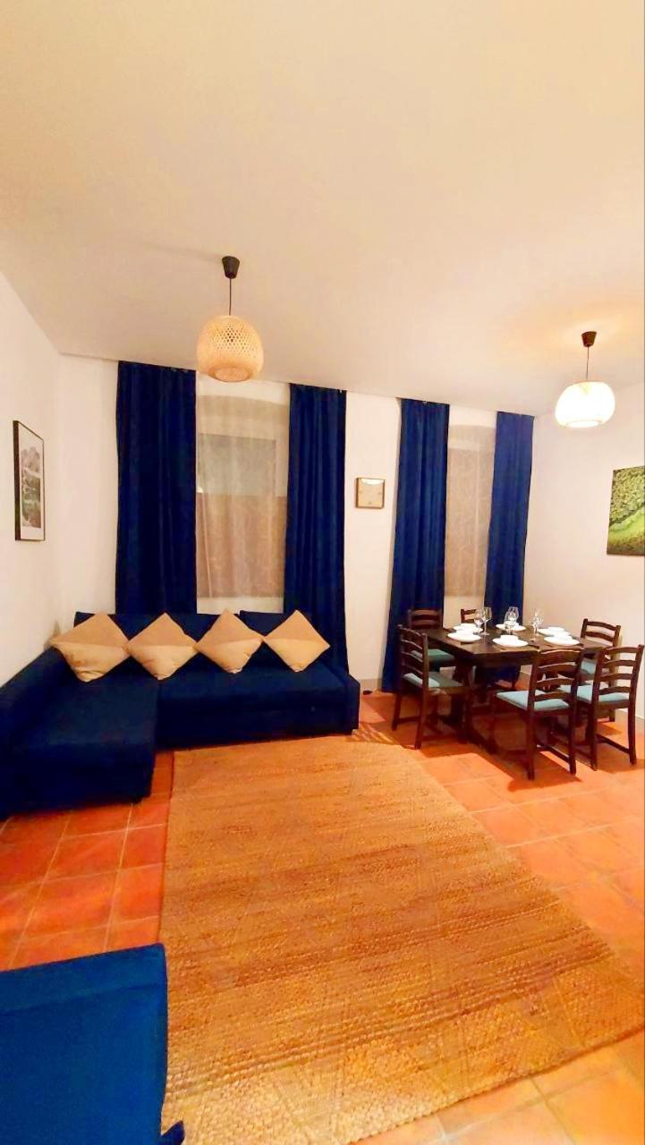 2 room's Family Apartments Zemlinski 12