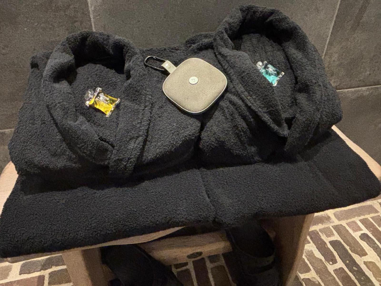 Voorsterstaete former barn, including jacuzzi