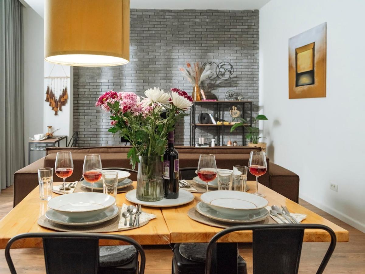 Central 23 Apartment - New Building & Parking