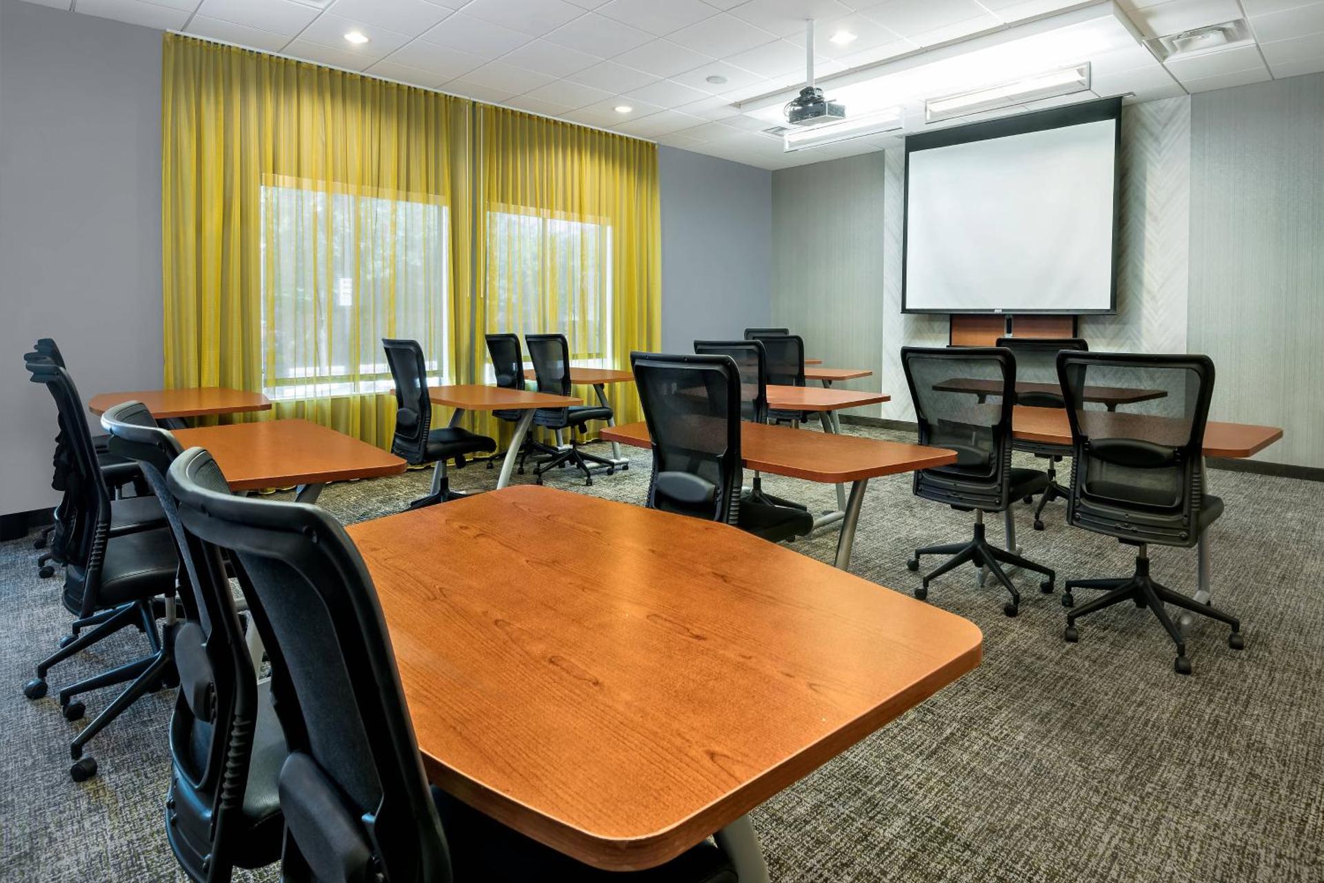 Meeting/conference room