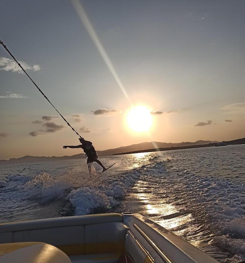 Barewake's Place 3 Cosy Apt perfect for romantic getaway by the sea