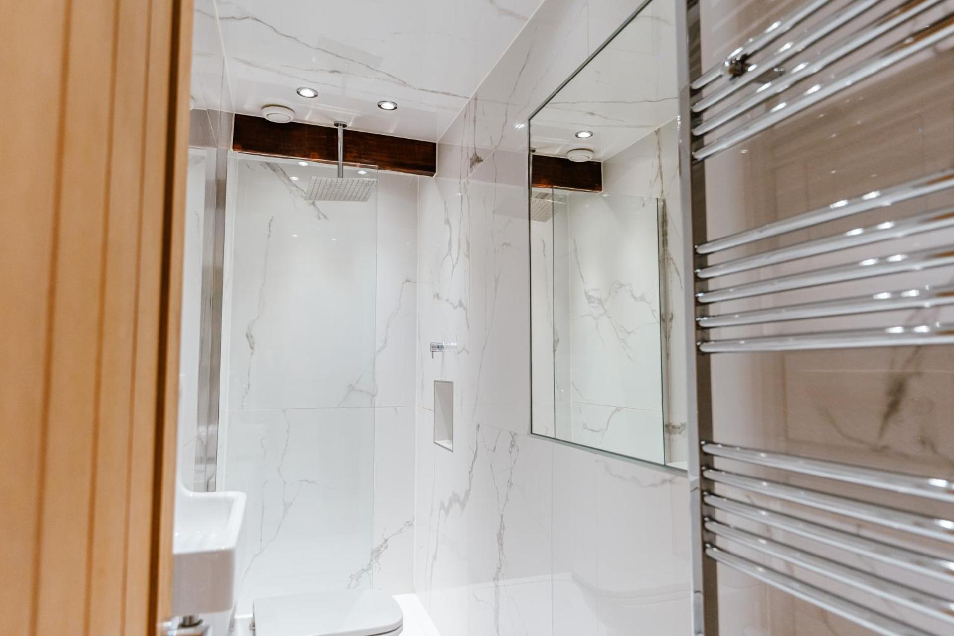 Ultrachic Georgian Townhouse In Central London