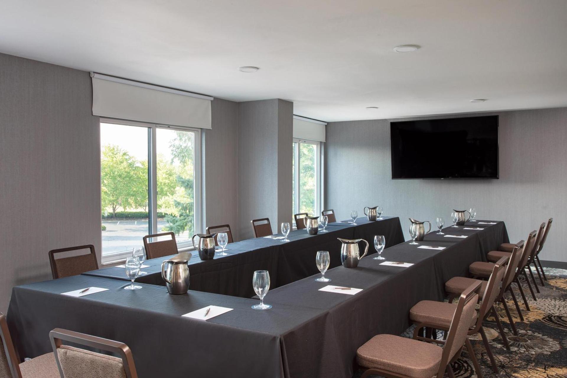 Meeting/conference room