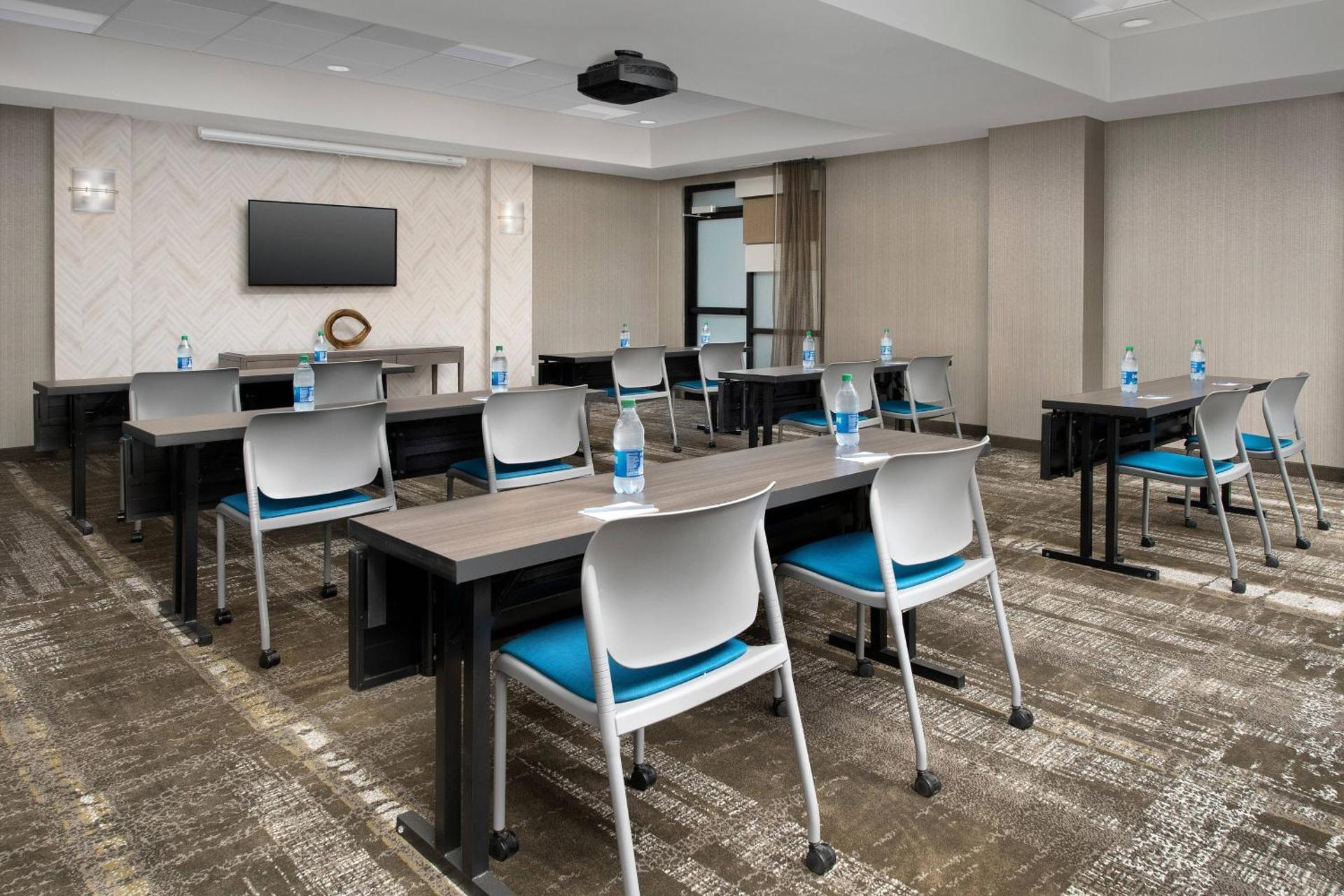 Meeting/conference room