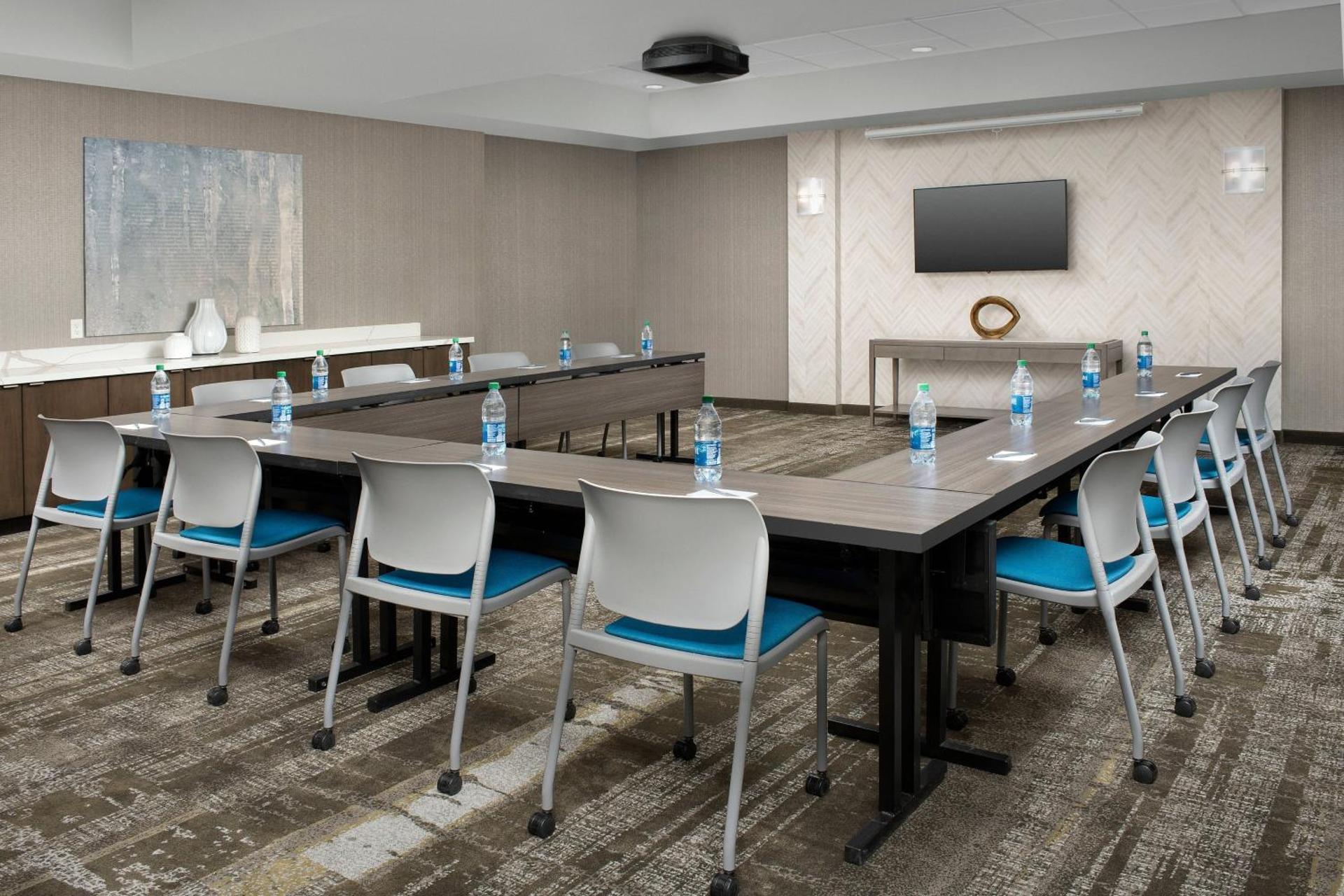 Meeting/conference room