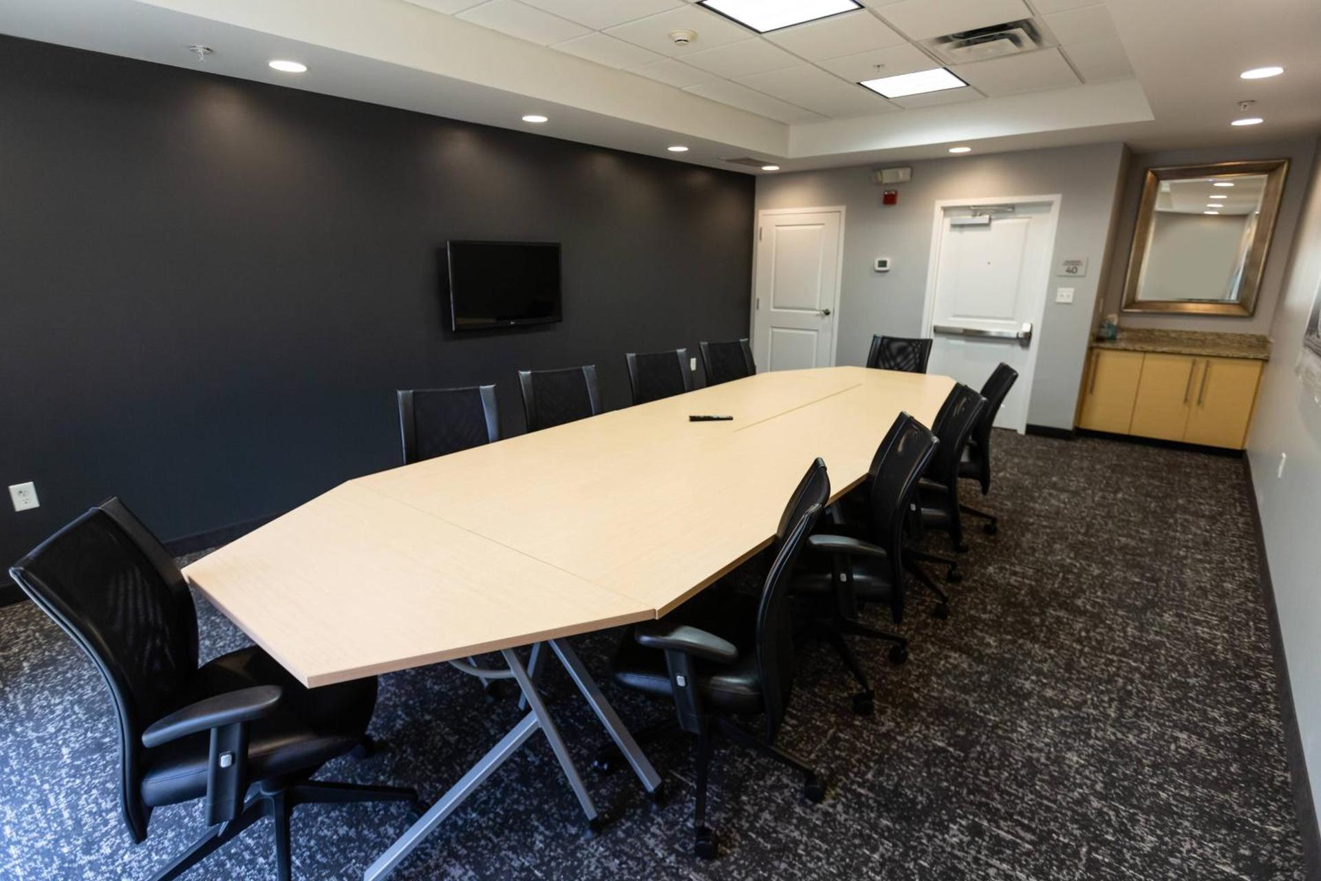 Meeting/conference room