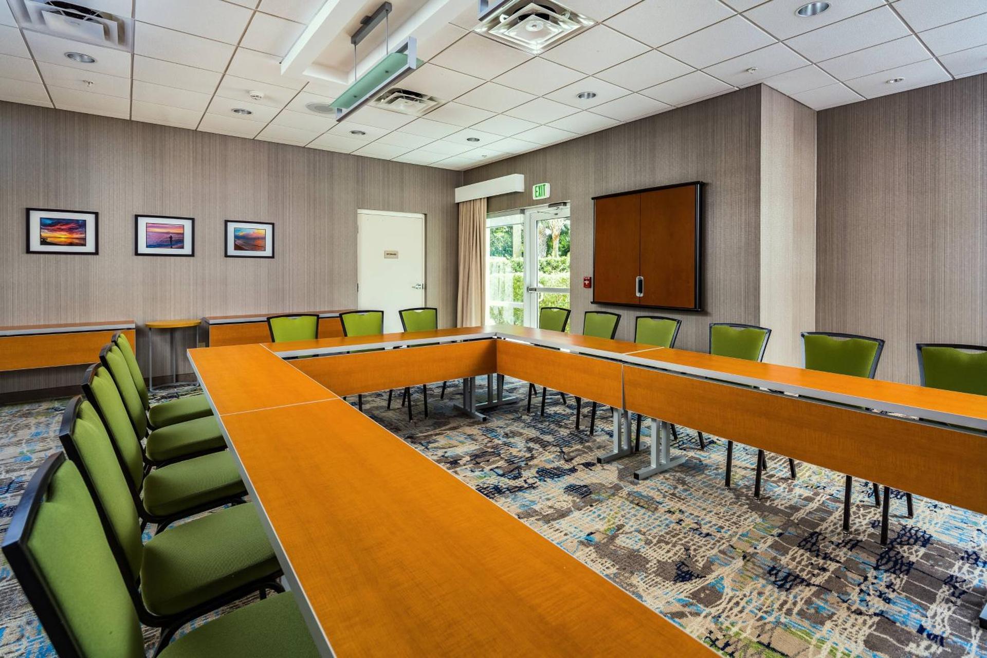 Meeting/conference room