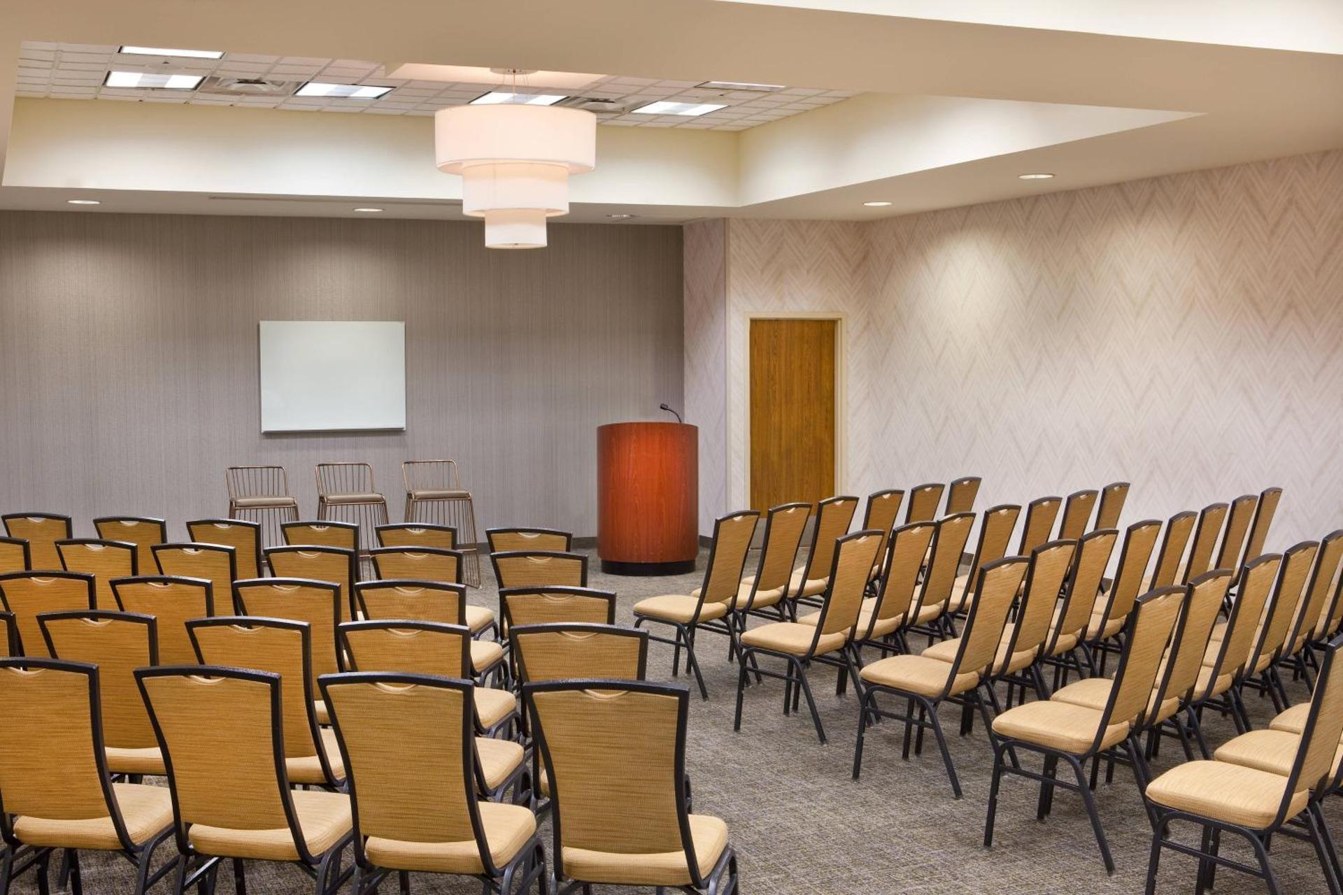 Meeting/conference room