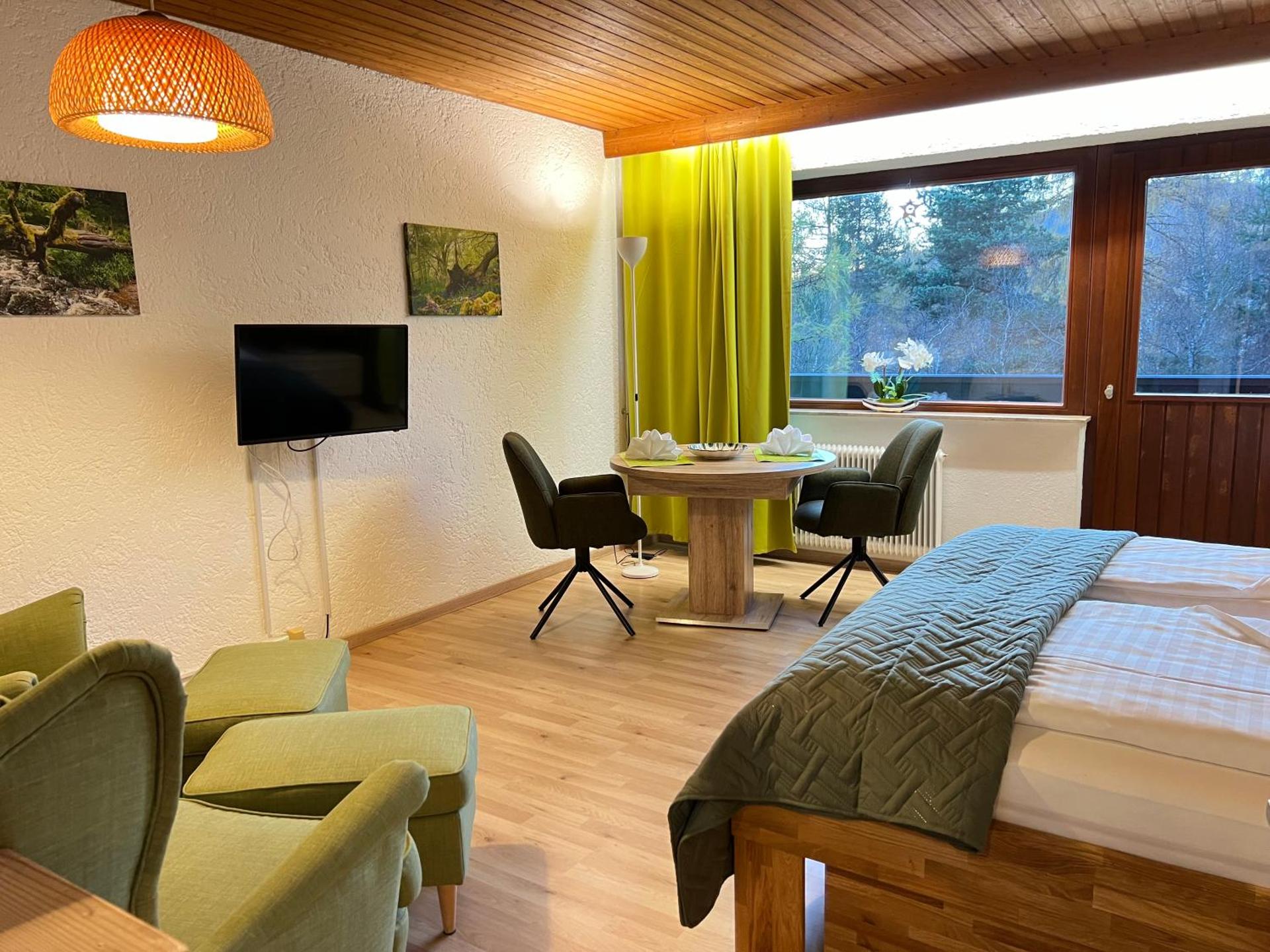 Photo of the whole room