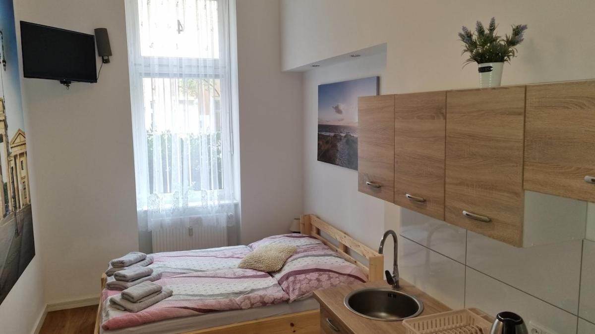 Green Apartment KM4 Studio with terrace