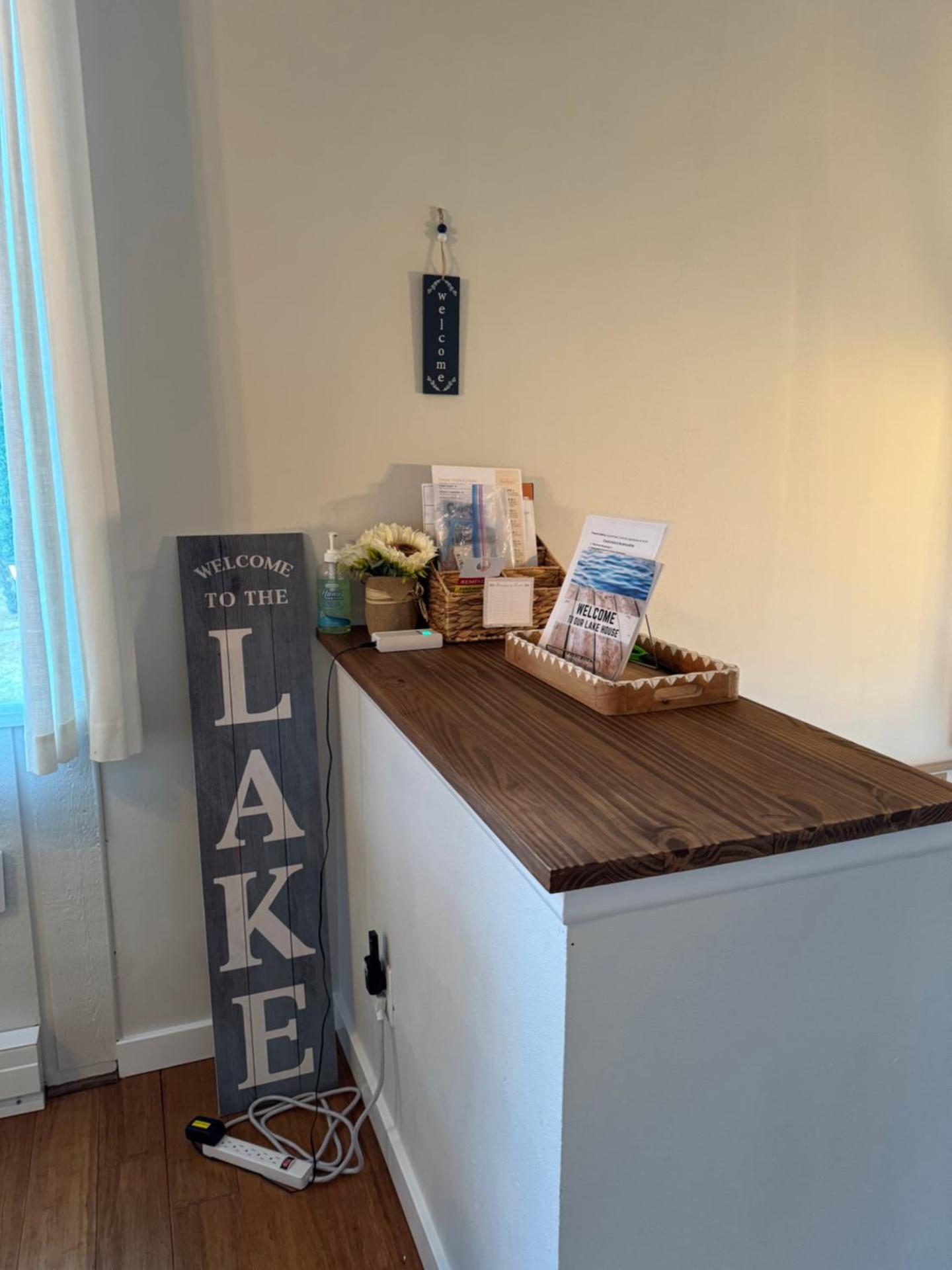 Newly Remodeled Mid-Century Modern Lake Condo