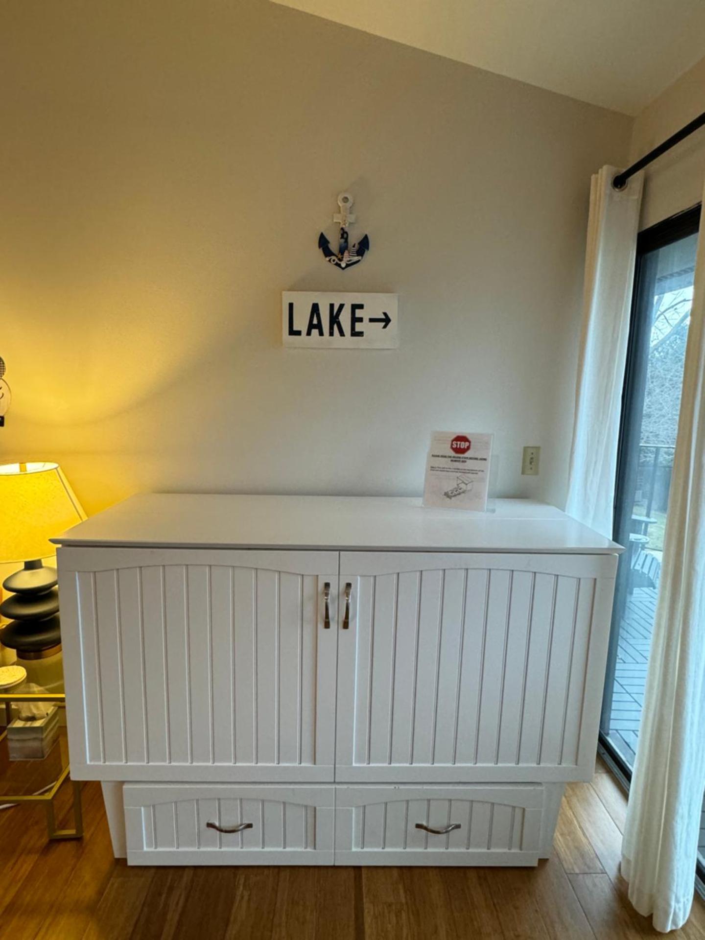 Newly Remodeled Mid-Century Modern Lake Condo