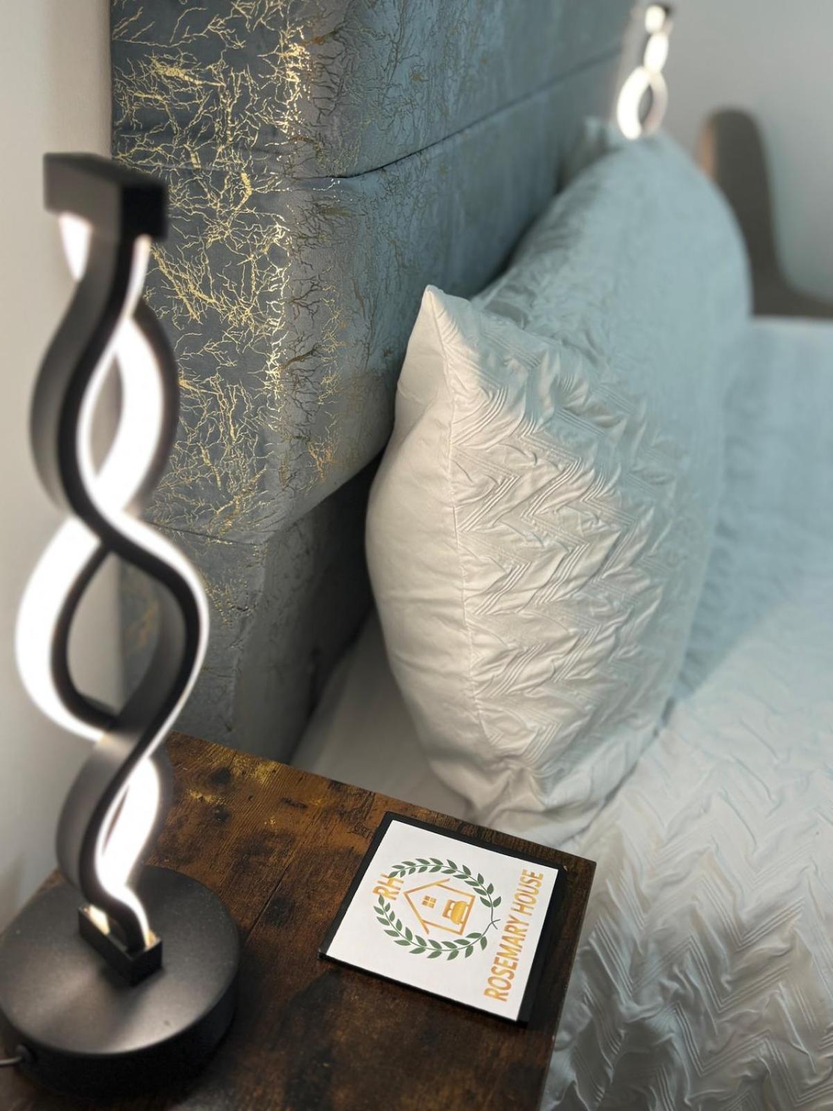 Comfortable Ensuite Rooms and Ample Street Parking