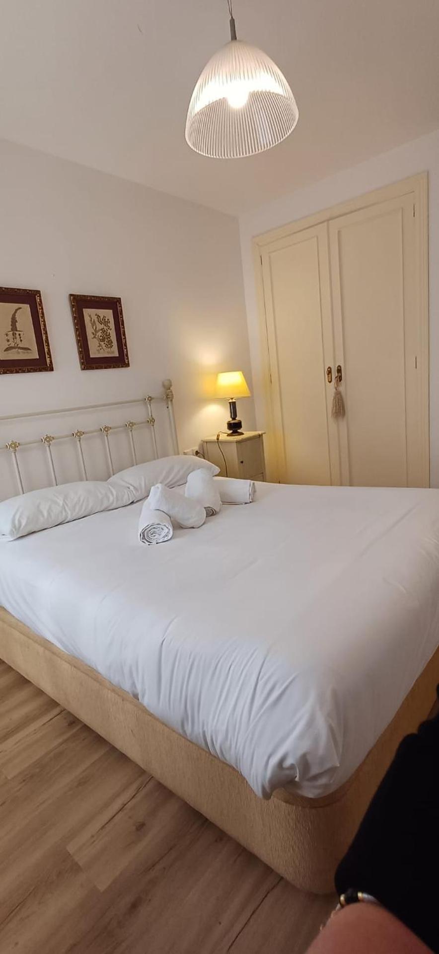 25A05 Apto moderno y céntrico by R2R Consulting