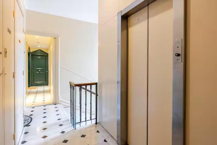 2P Carré d'Or, Nice hypercentre