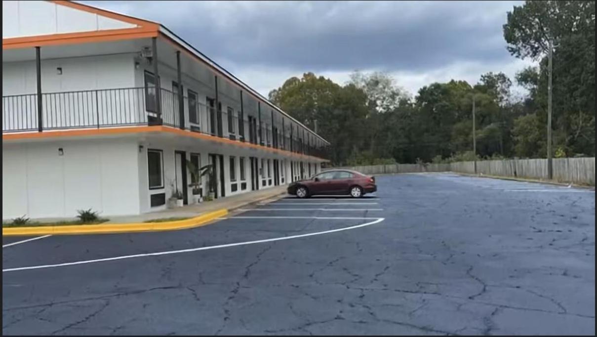 Economy Hotel Montgomery