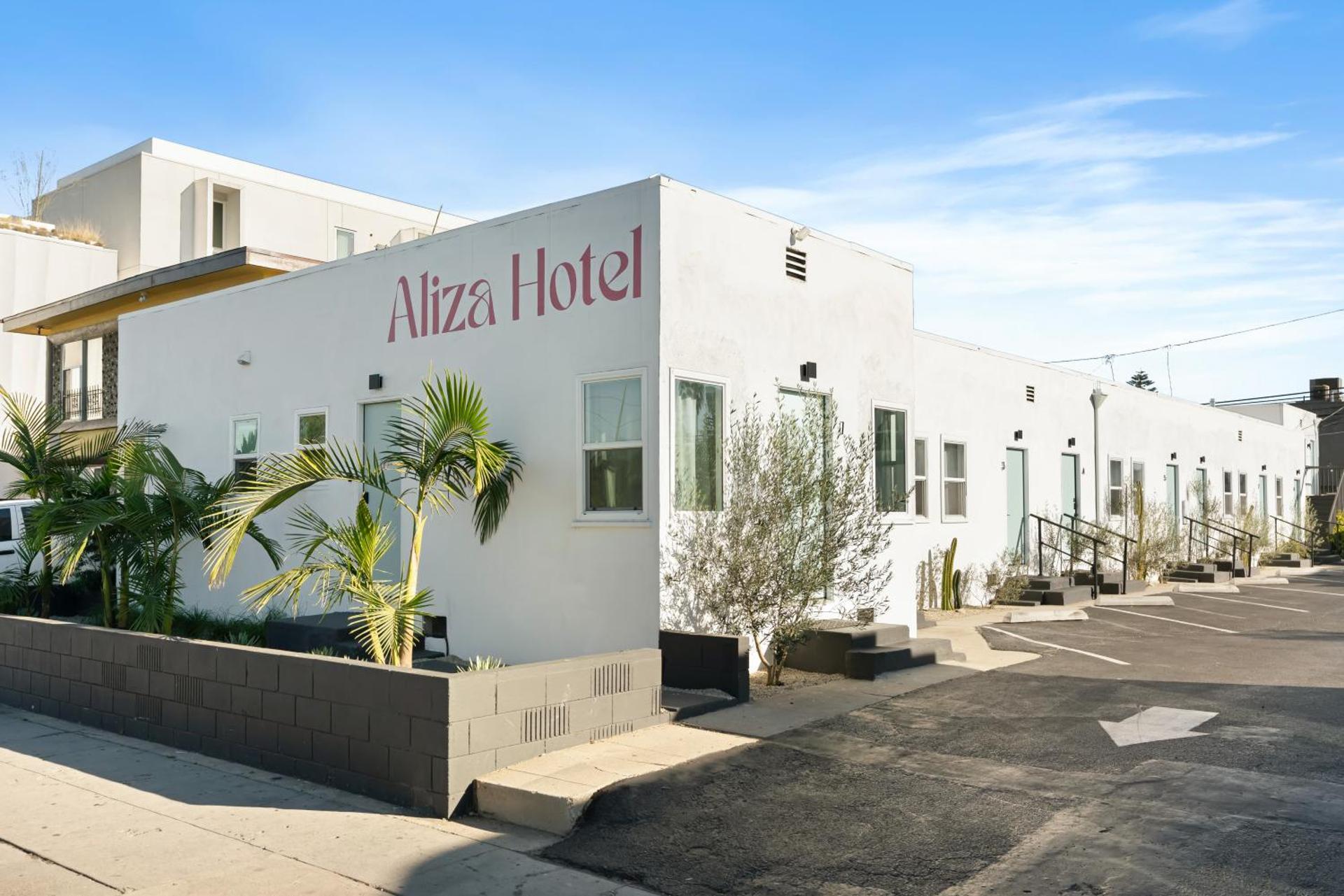 Aliza Hotel