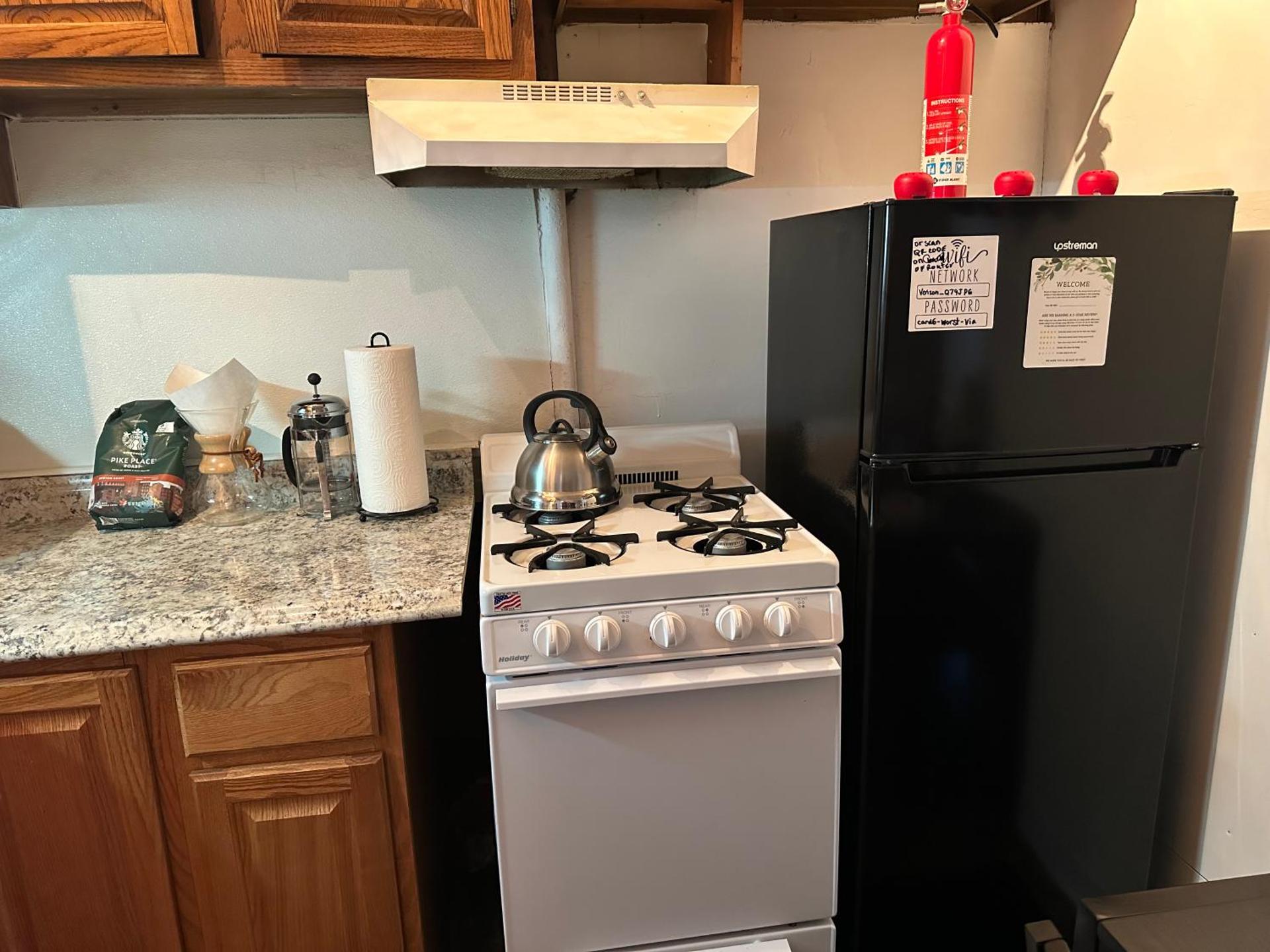 Kitchen or kitchenette