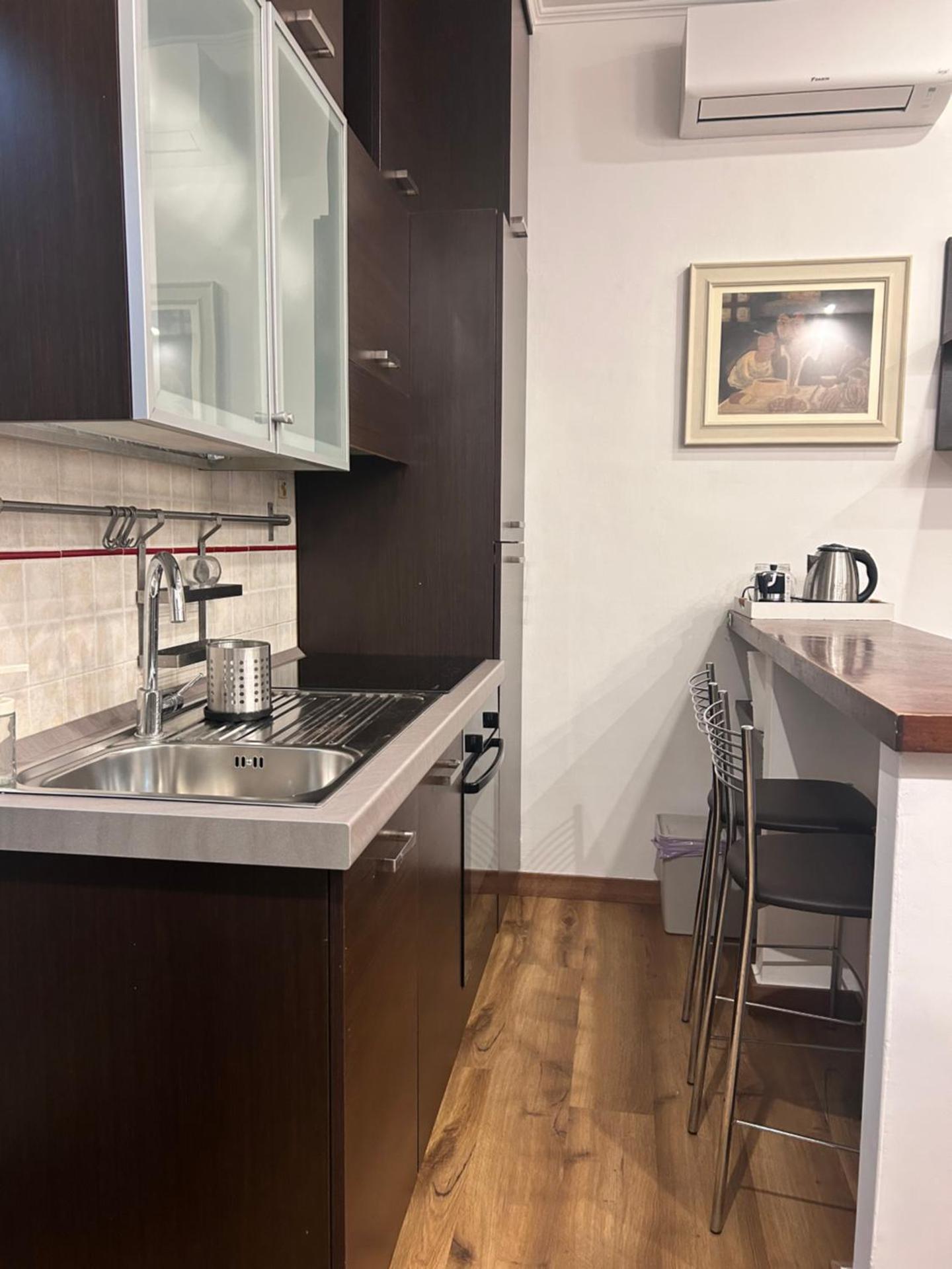 Kitchen or kitchenette