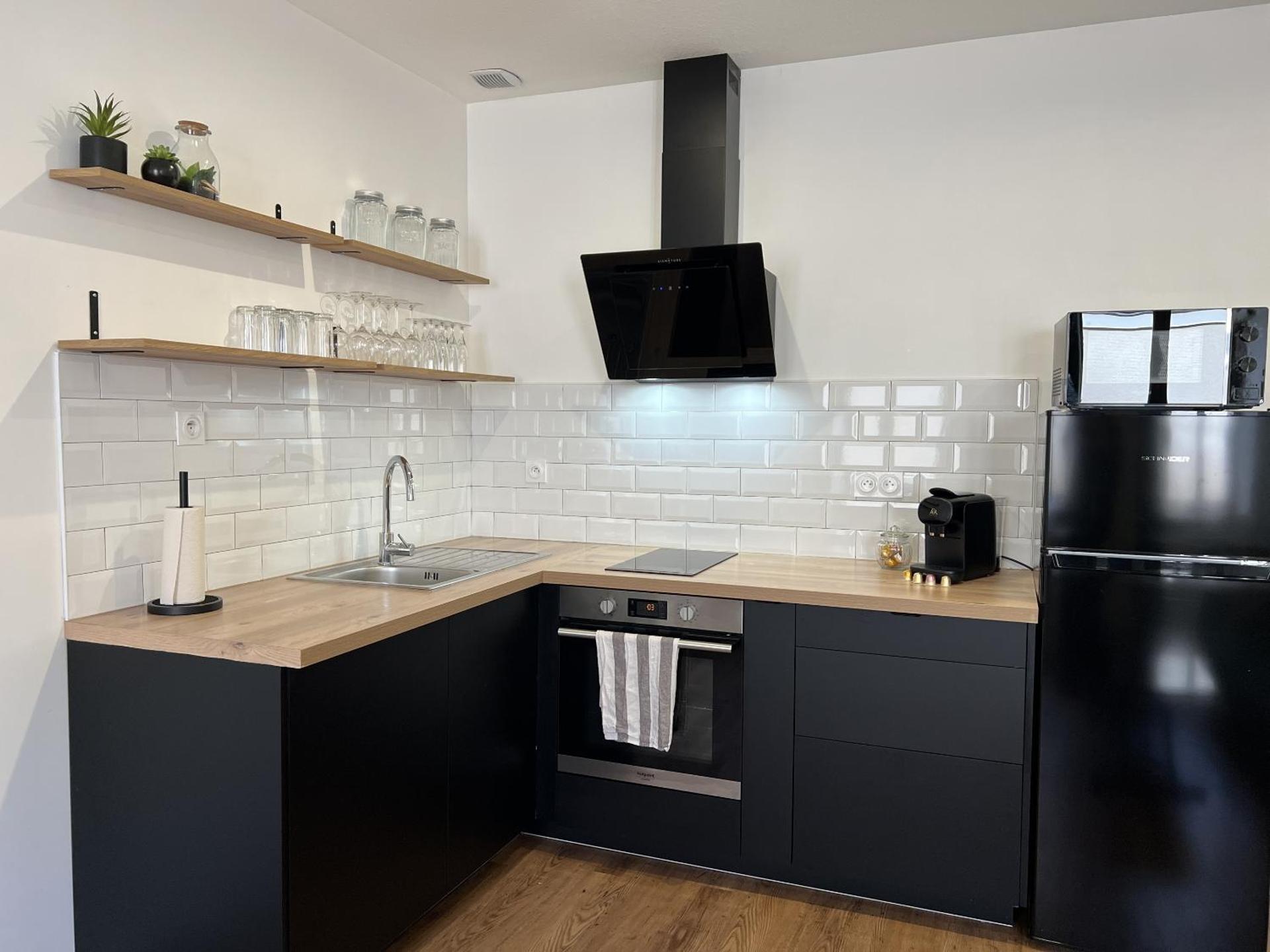 Kitchen or kitchenette