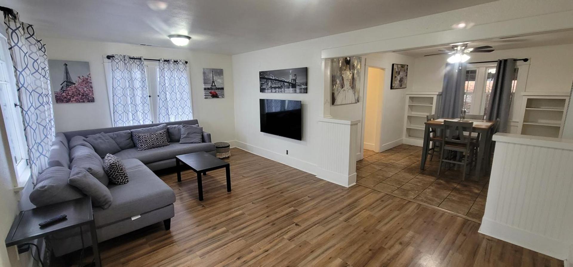 Private 3 bedroom Home in Los Angeles - Gardena, California