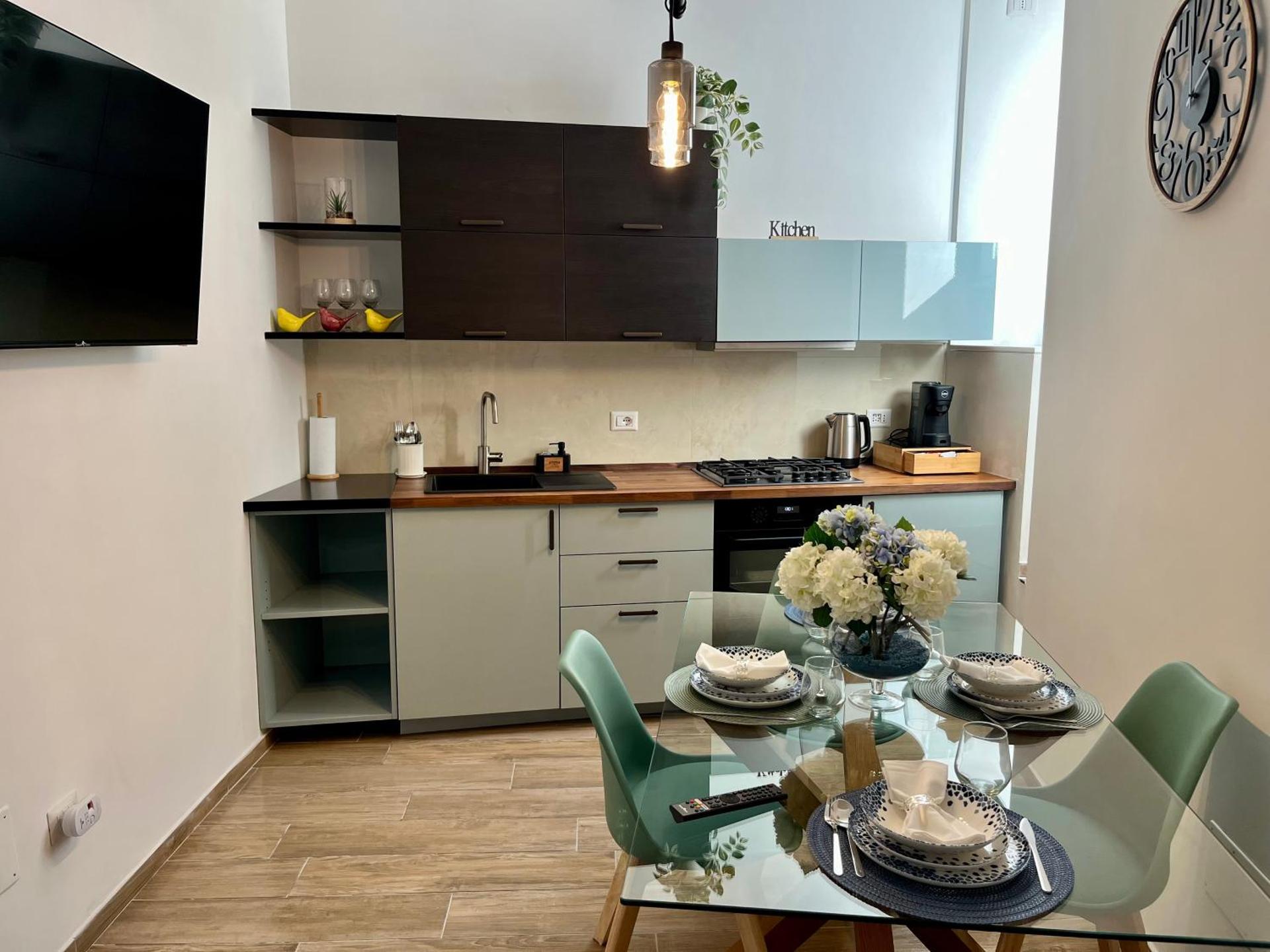 Kitchen or kitchenette