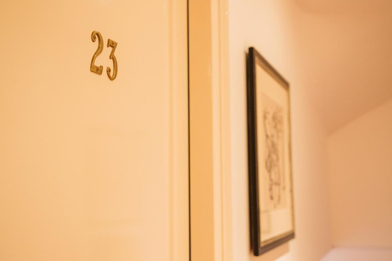 Logo/Certificate/Sign