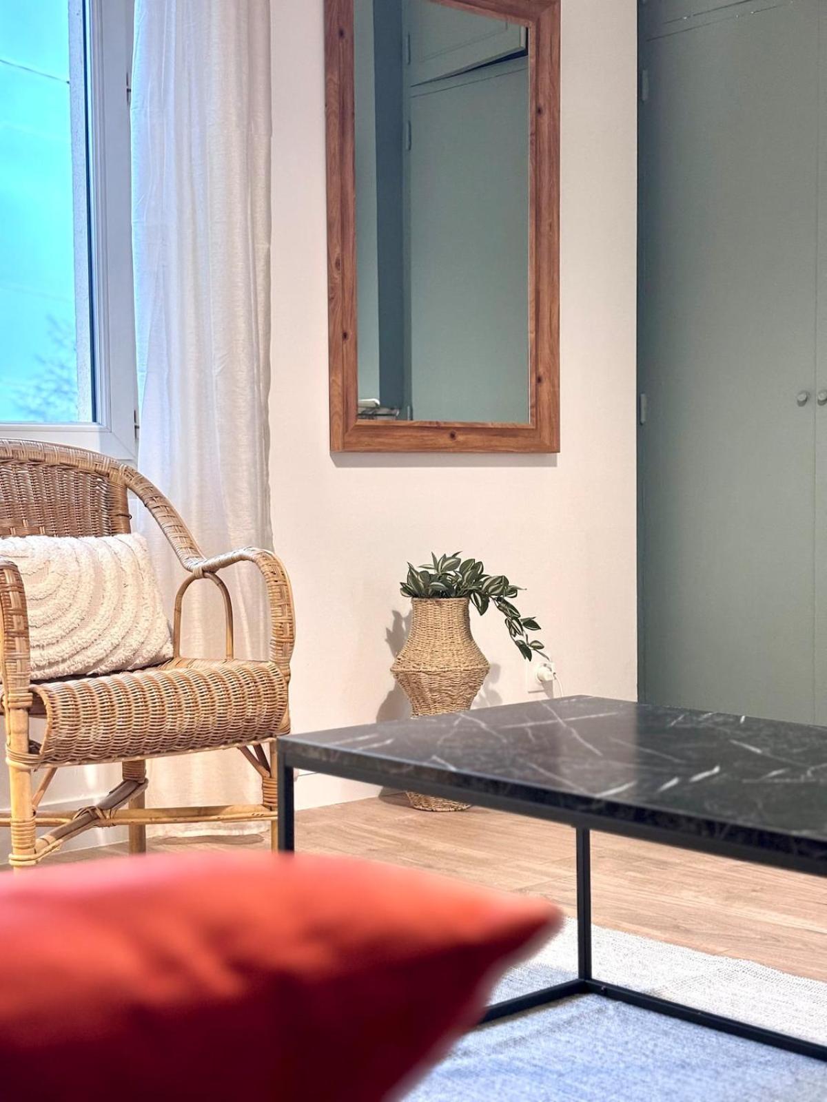 T3 l 65m 2 l Bright & Quiet