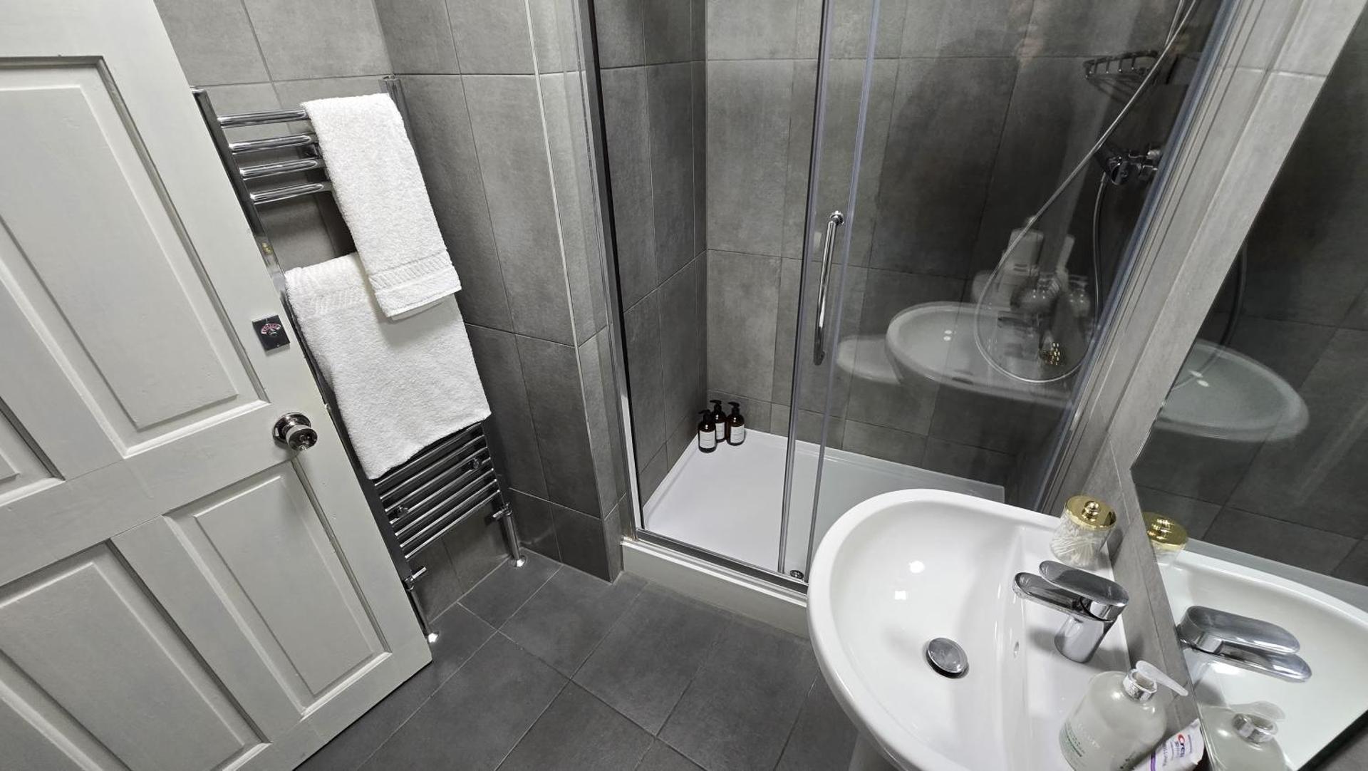 Soho Guest House Room 2