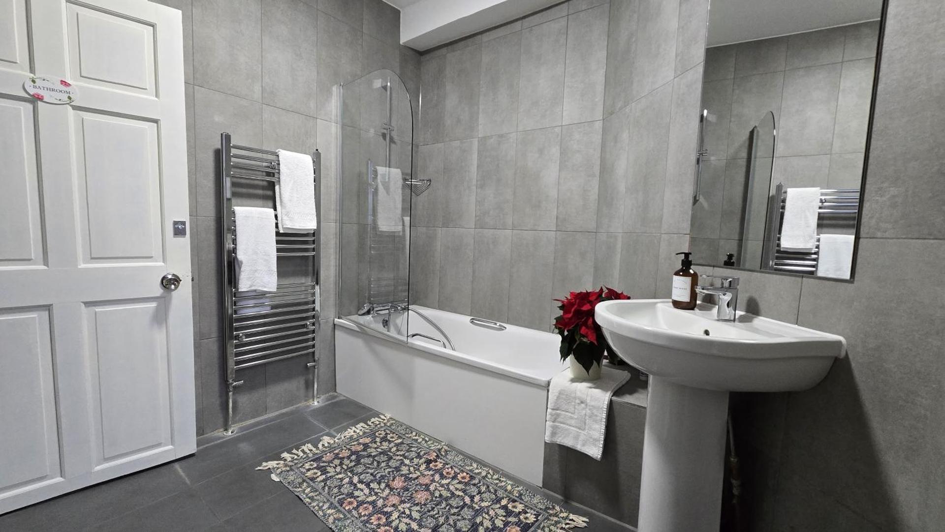 Soho Guest House Room 2