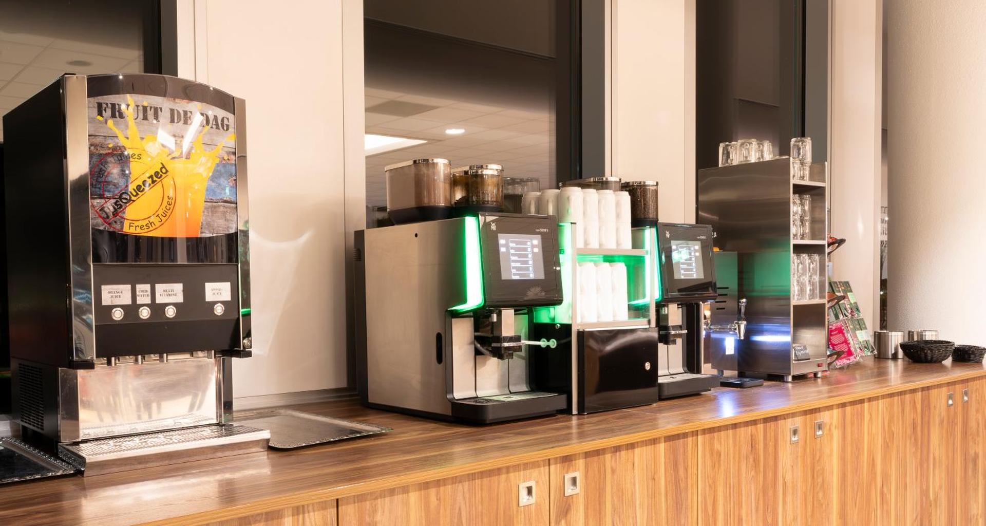 Coffee/tea facilities