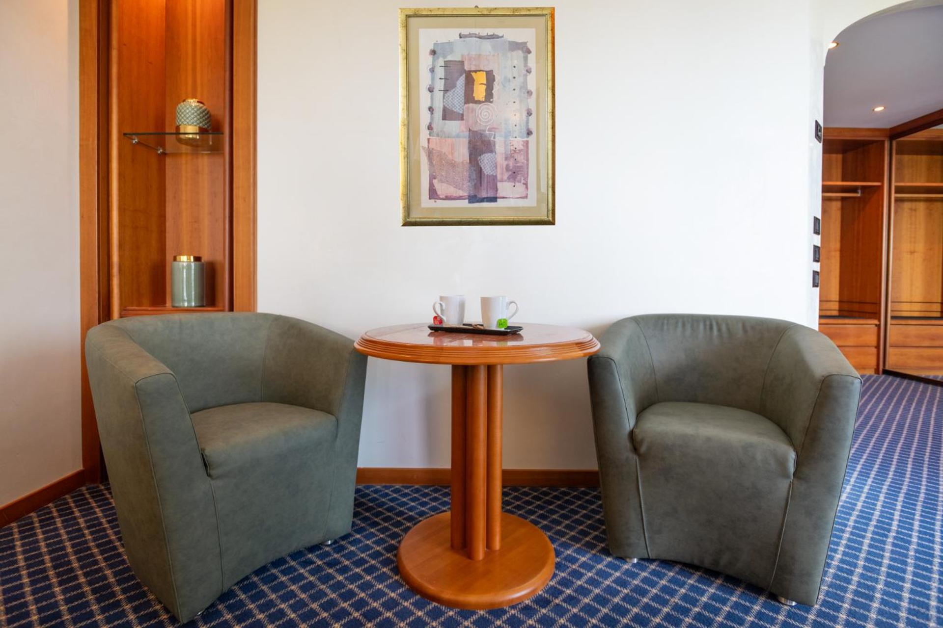 Coffee/tea facilities