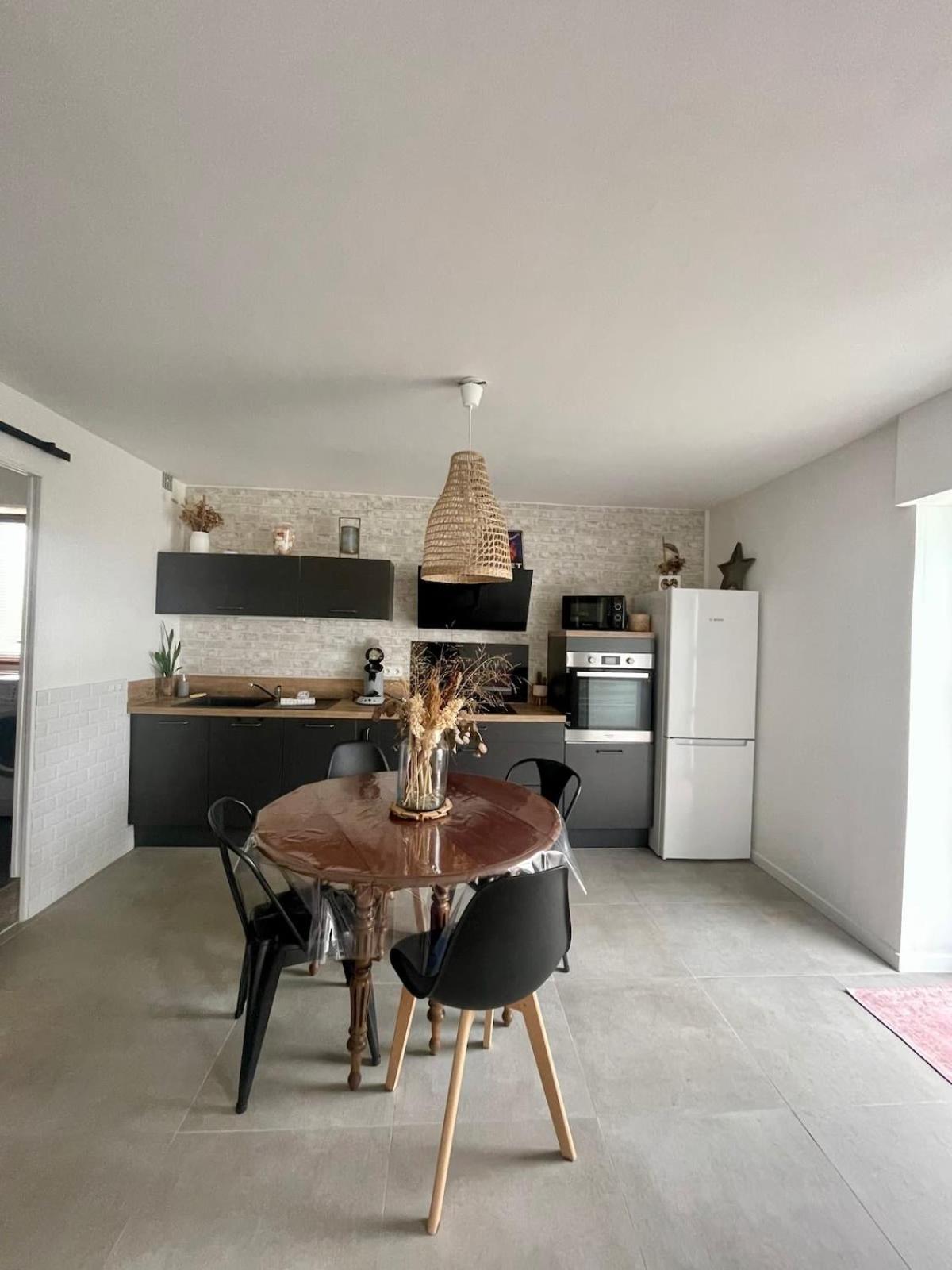 Casa Del Sol - T2 au Cœur du BassinPort Teich 5'