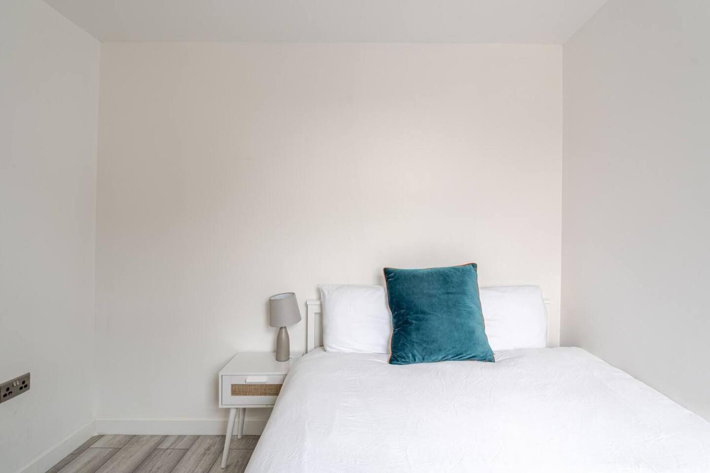 Beautiful Flat Near Central London - Entire Flat - Equipped Kitchen - Private Bathroom