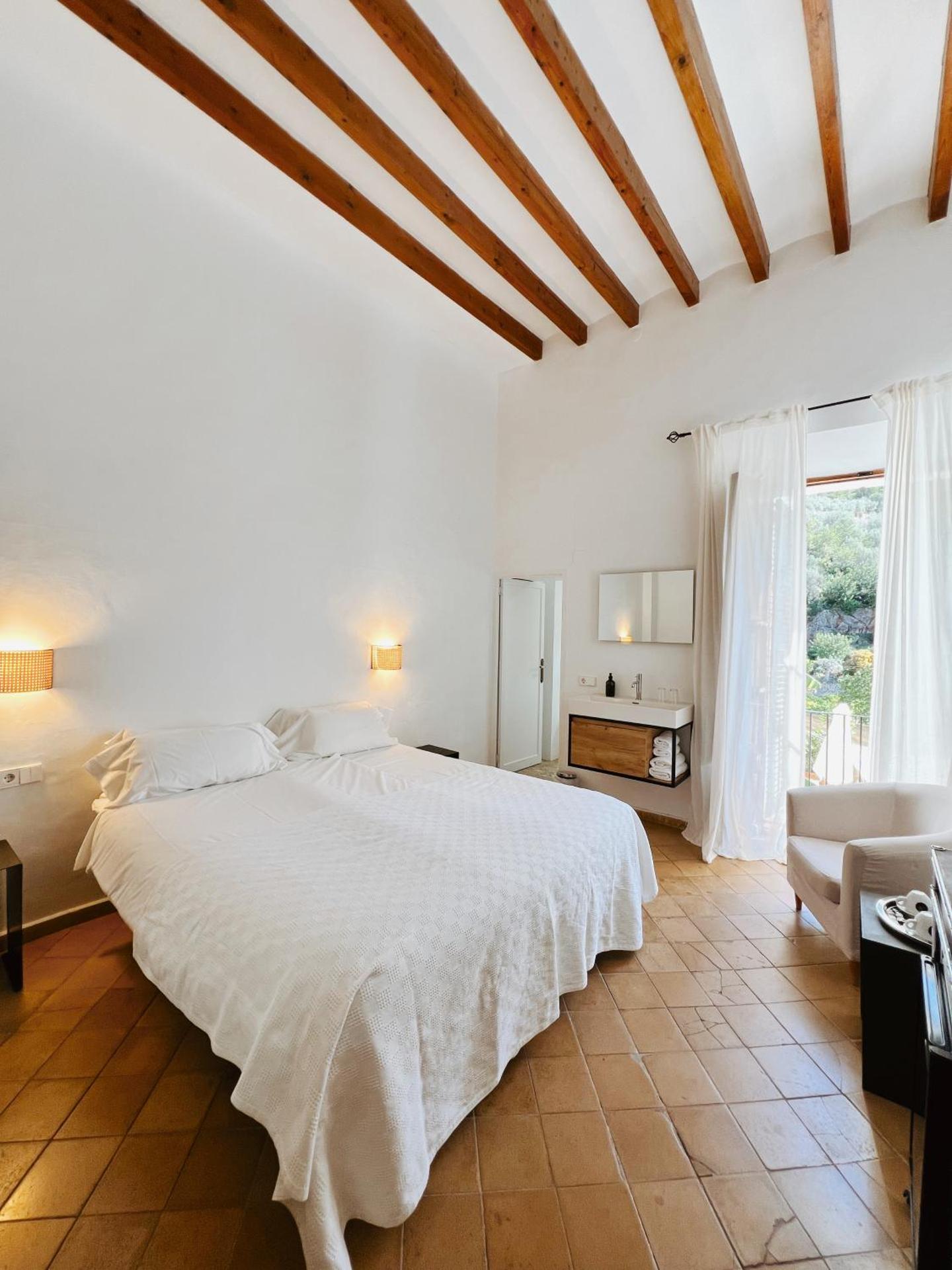 Double Room with Mountain View