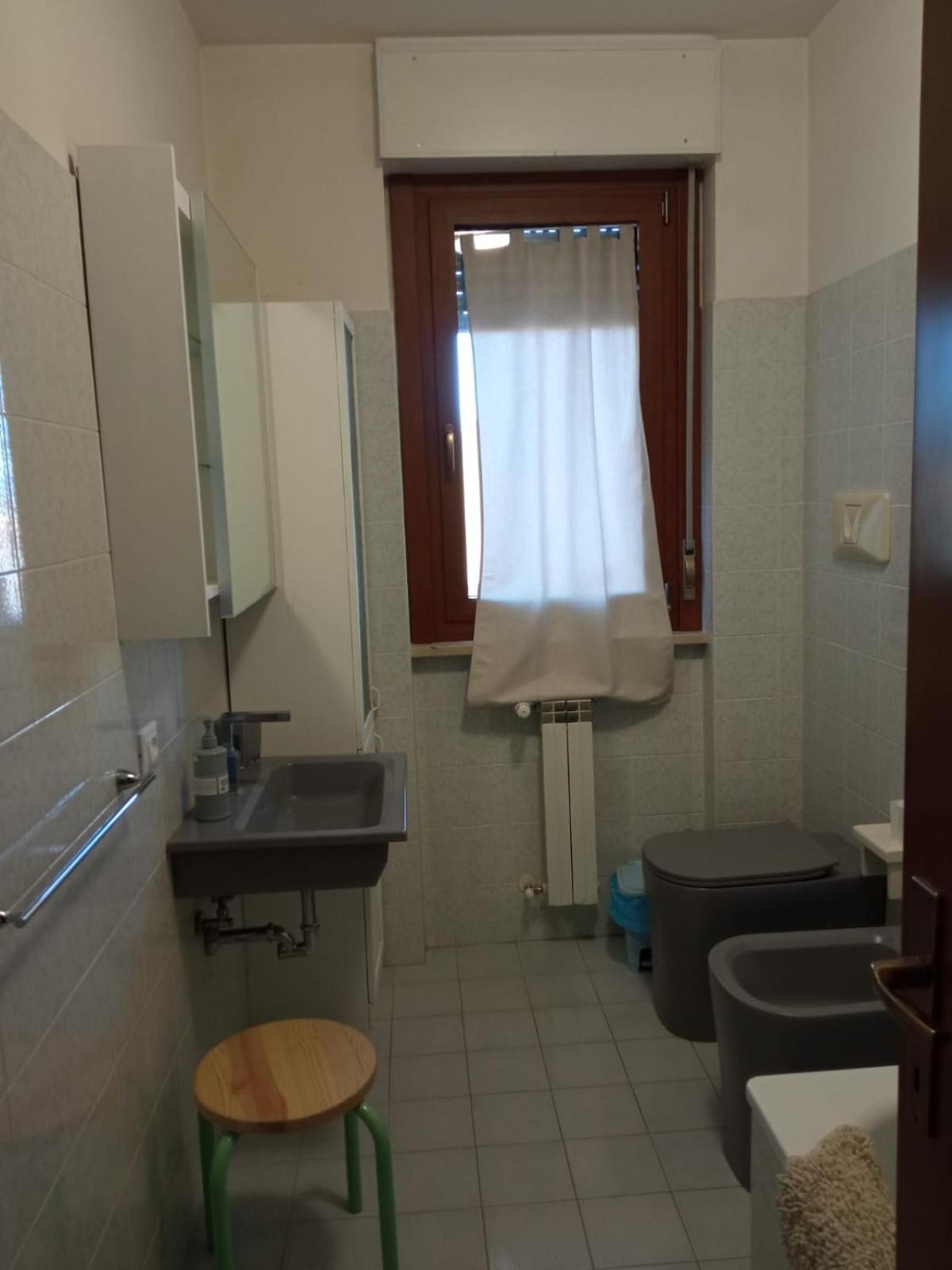 A casa di Frida & Mika - COMODO PUNTO DI SOSTA - Vicino a tutti i servizi - a 20 minuti dall'autostrada