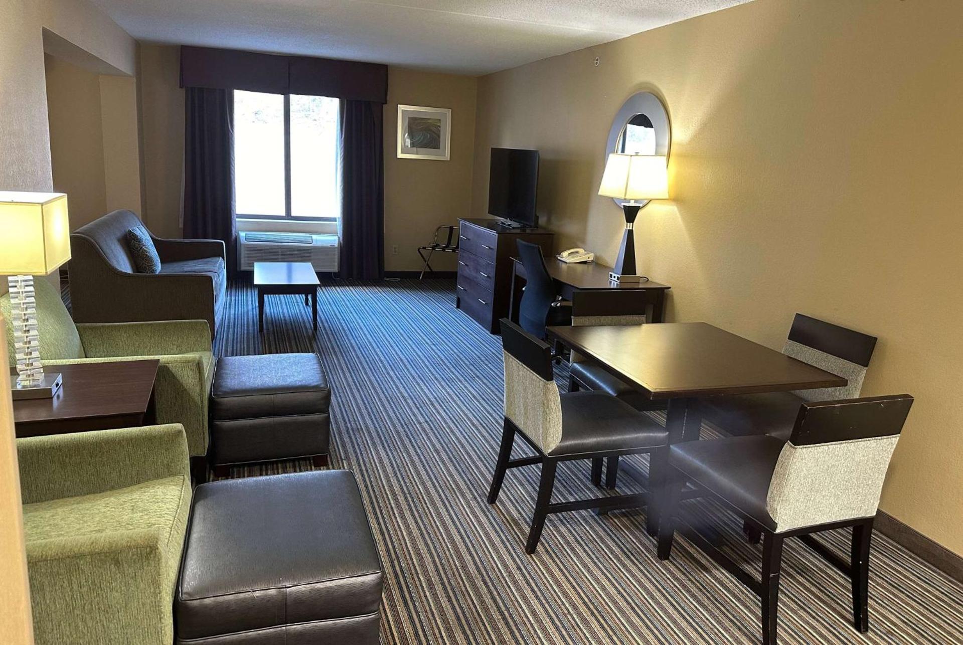 Photo of the whole room