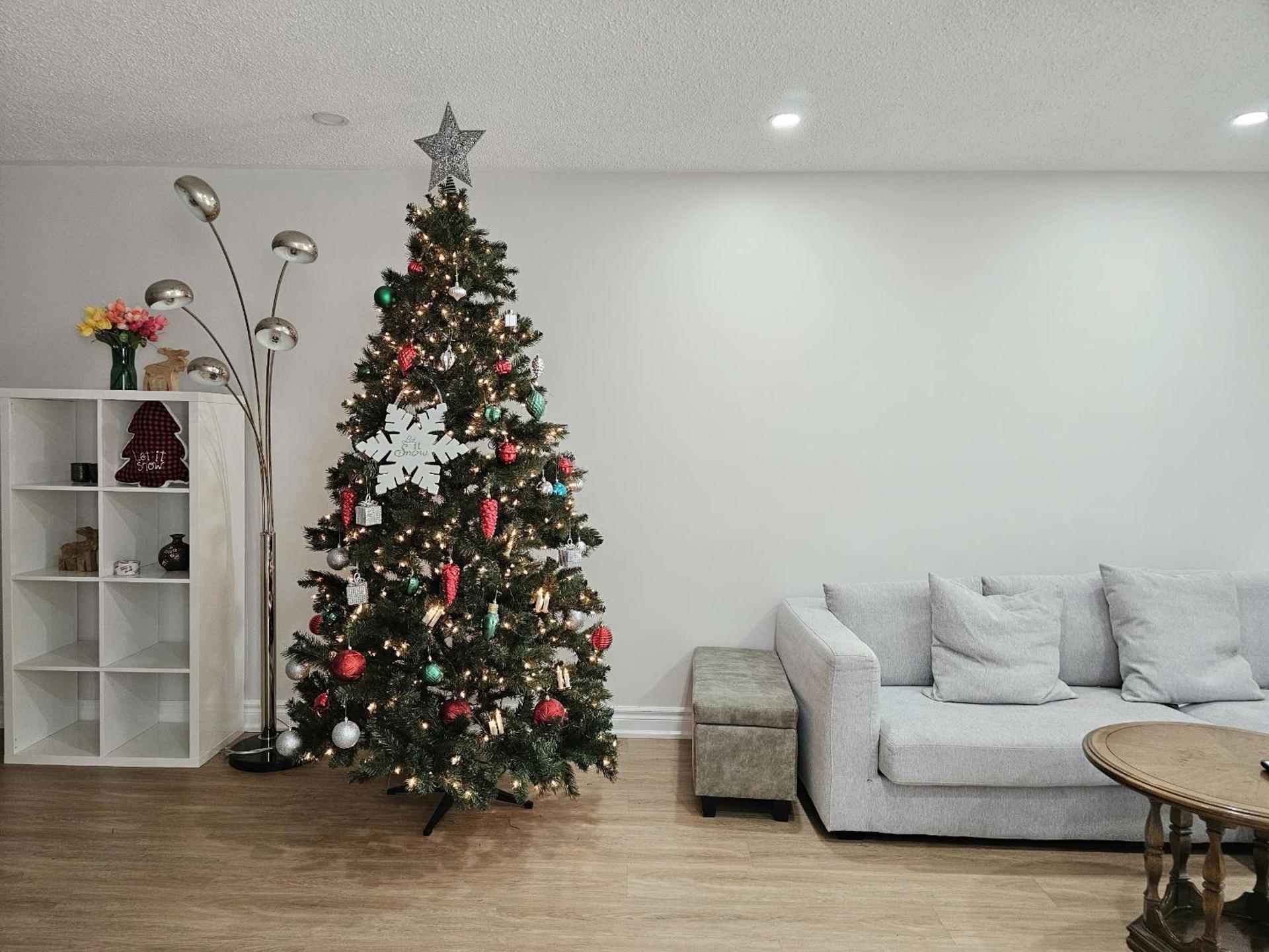 A Home Away-Cozy Guest Room in Toronto
