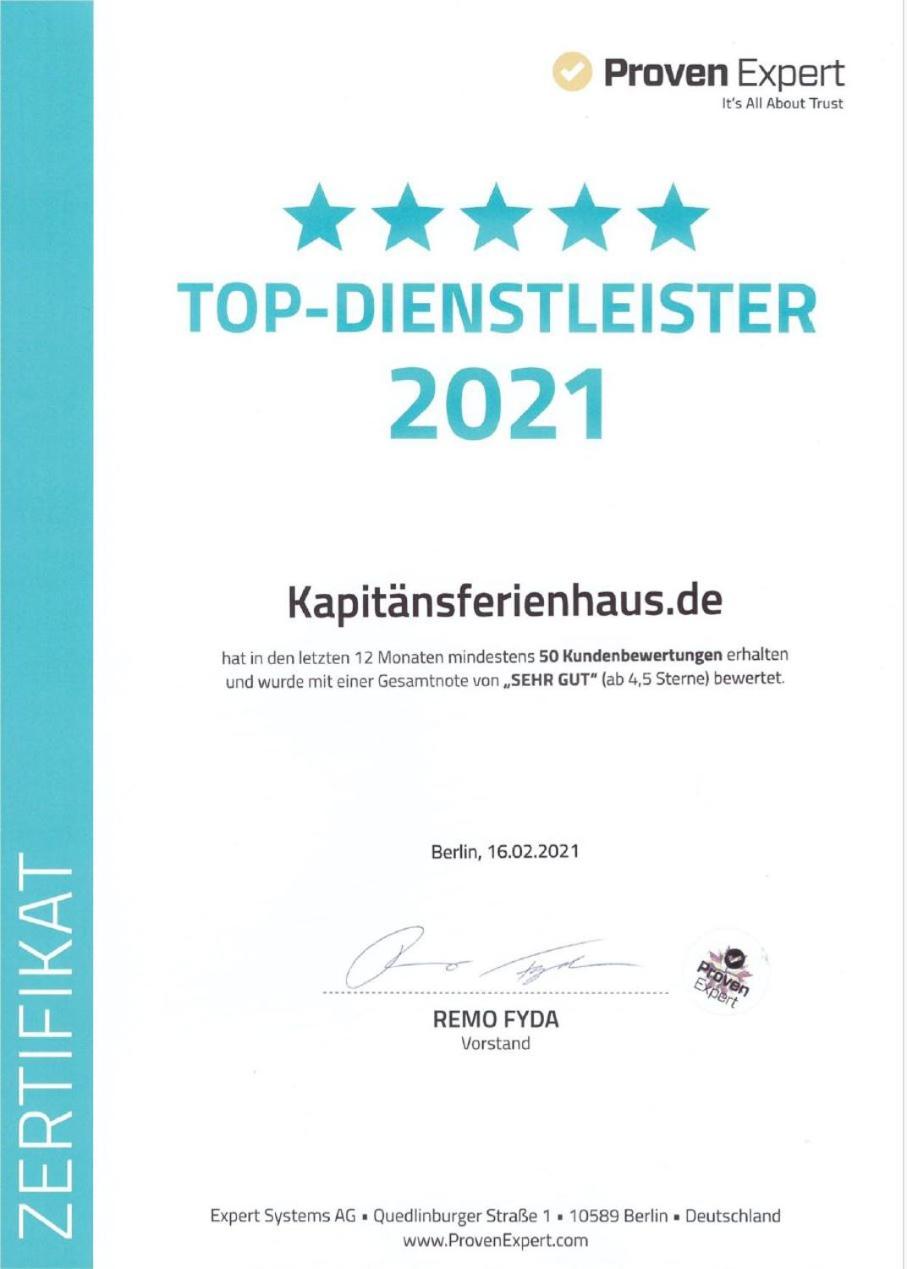 Wohlfuehl-Orte24 am Hafen in Schaprode, Rügen