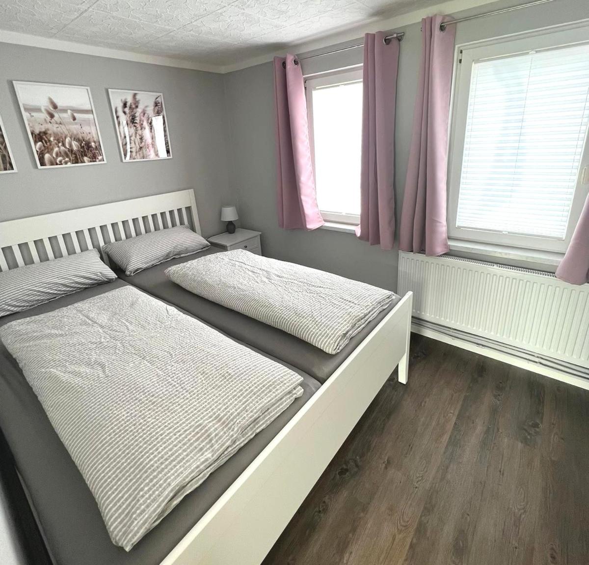 Wohlfuehl-Orte24 am Hafen in Schaprode, Rügen