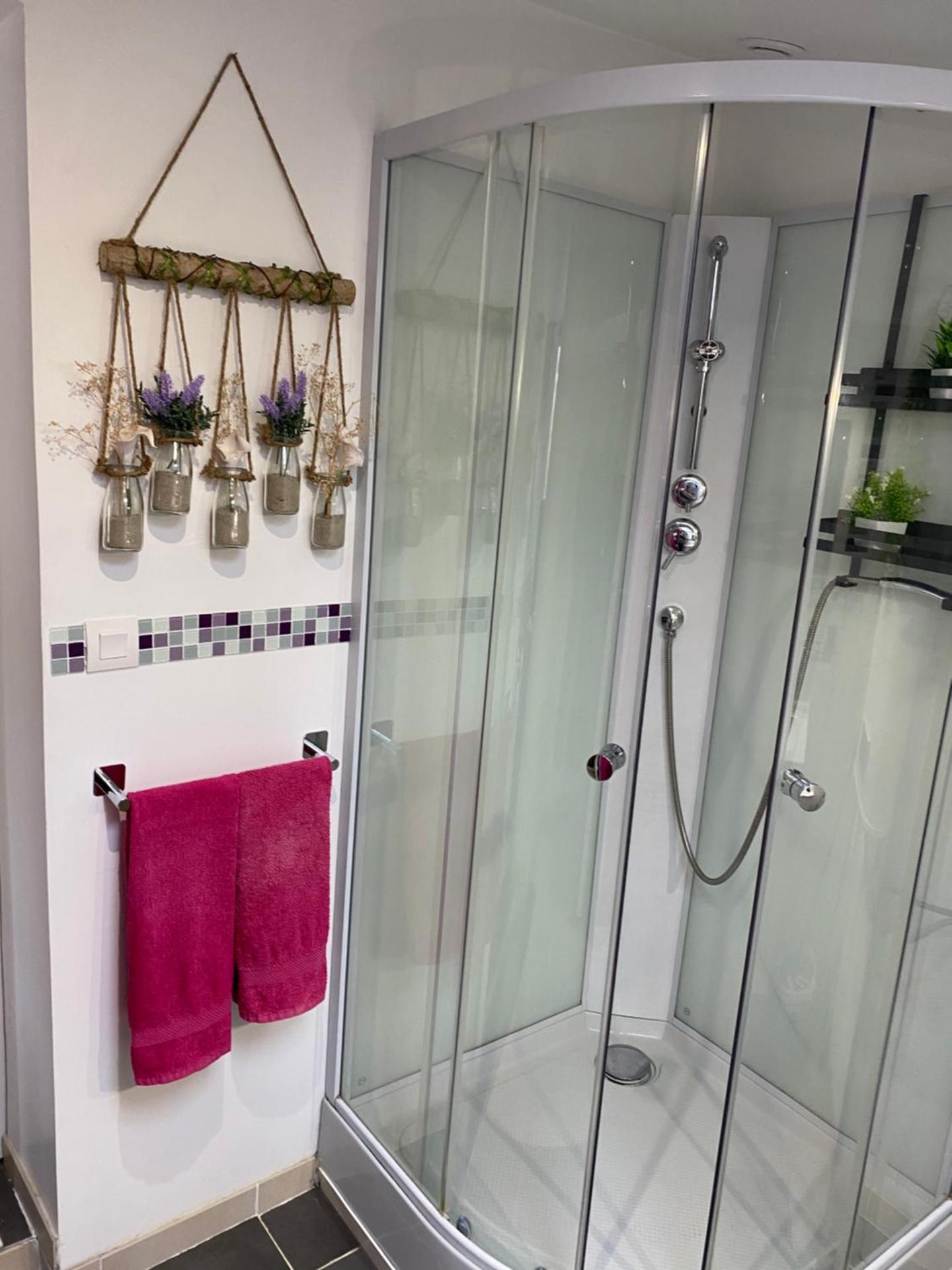 Gite des 2 arbres de la sagesse , agréable chalet avec spa privatif