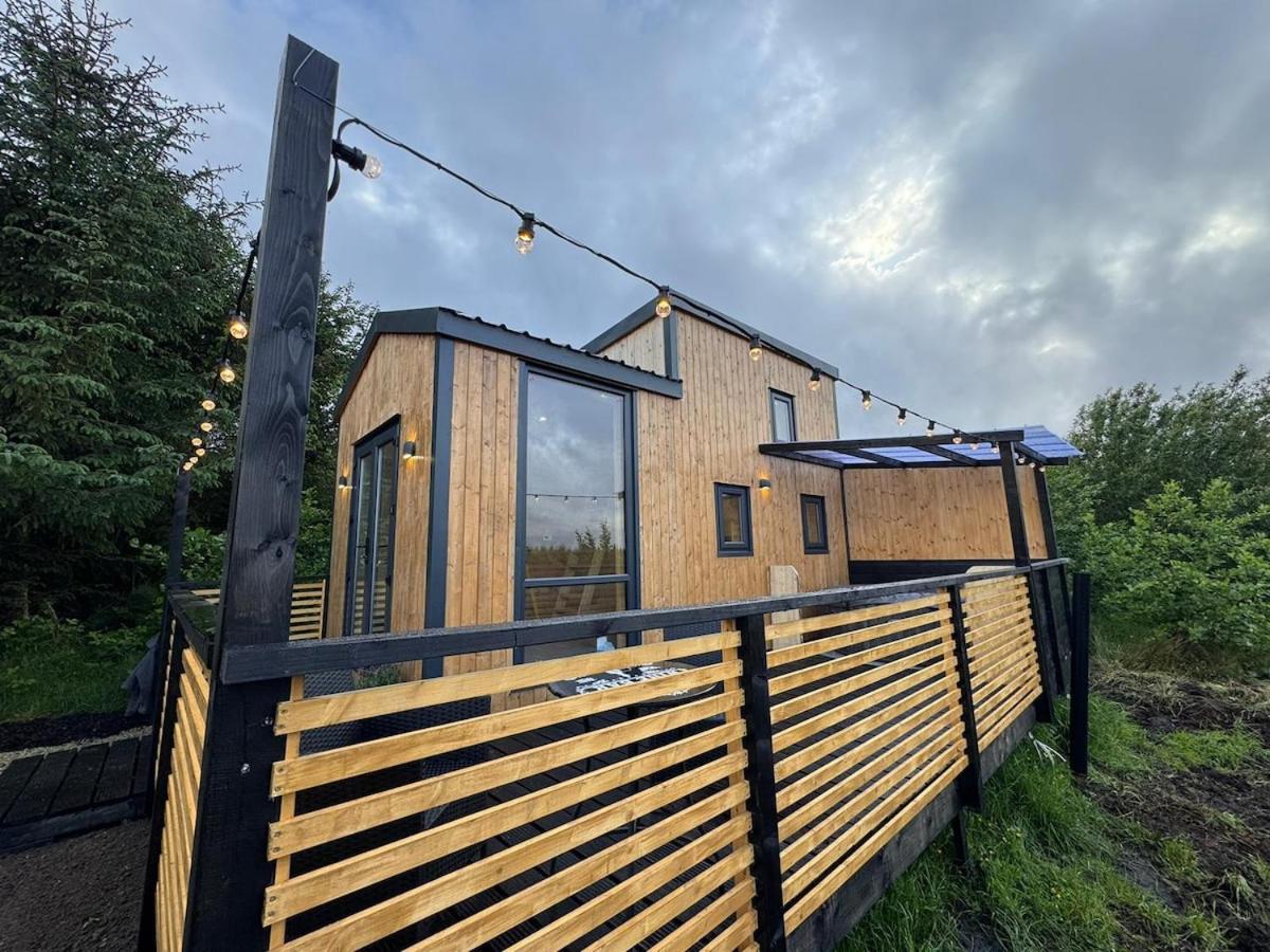 Fiadh Rua Cabin - with Private Outdoor Hottub Pet Friendly