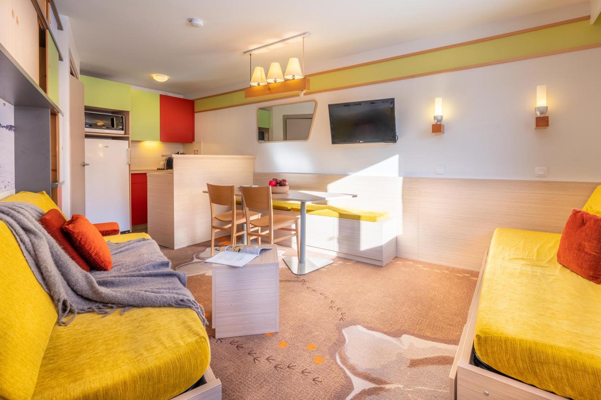 Communal lounge/ TV room