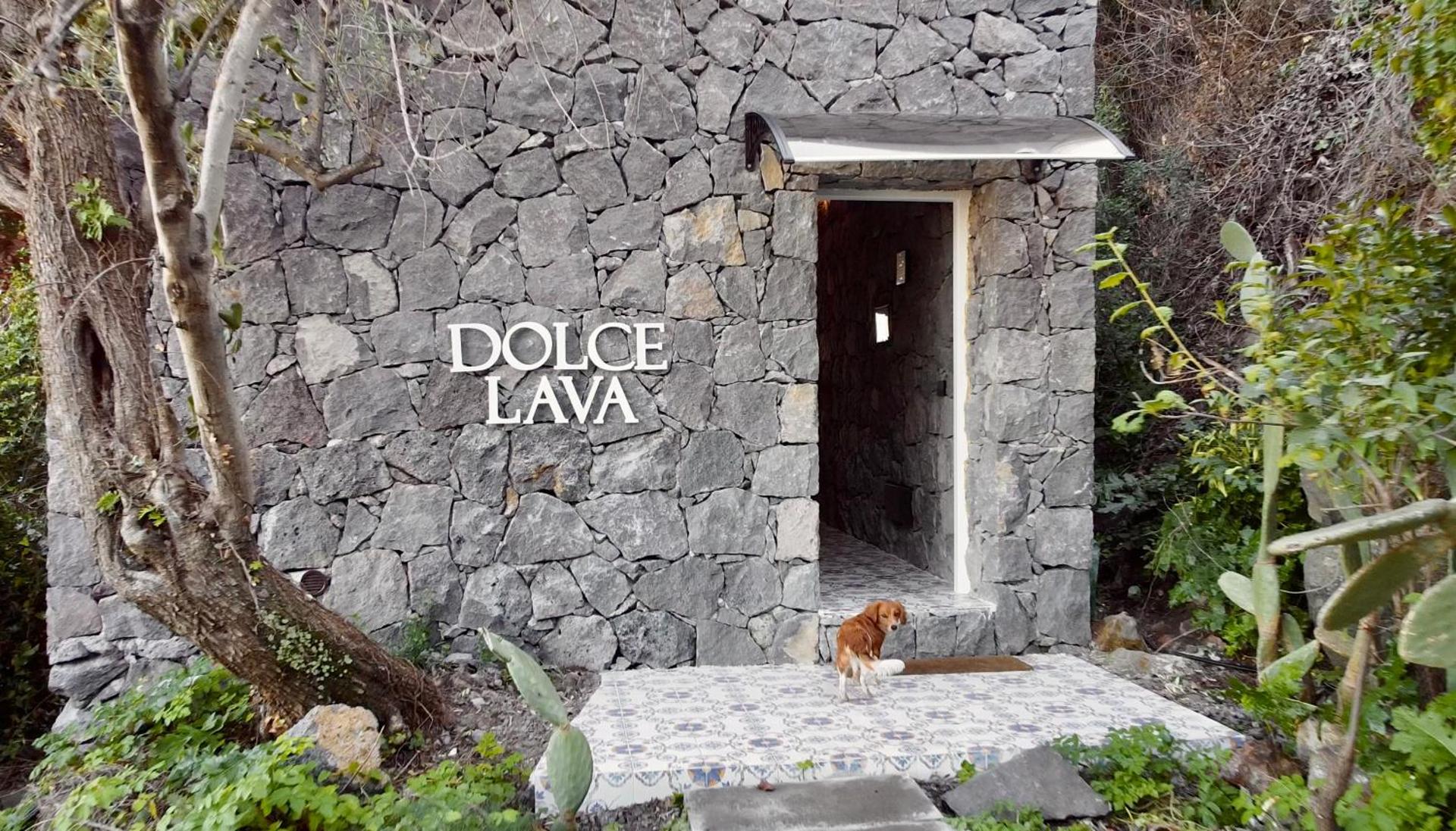 Dolce Lava - Luxury LavaStone Suite