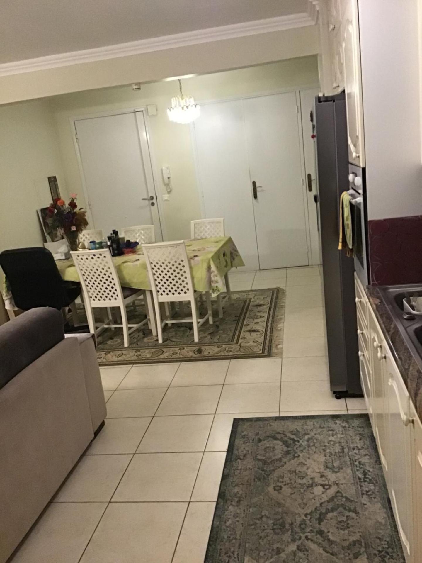 Nice port quartier antiquaire