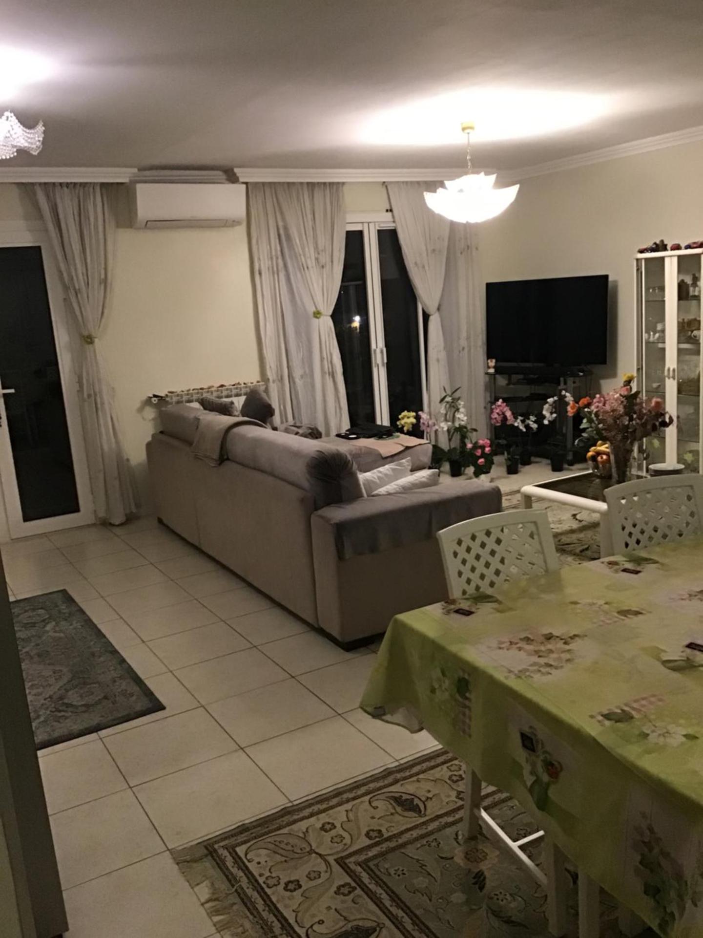 Nice port quartier antiquaire