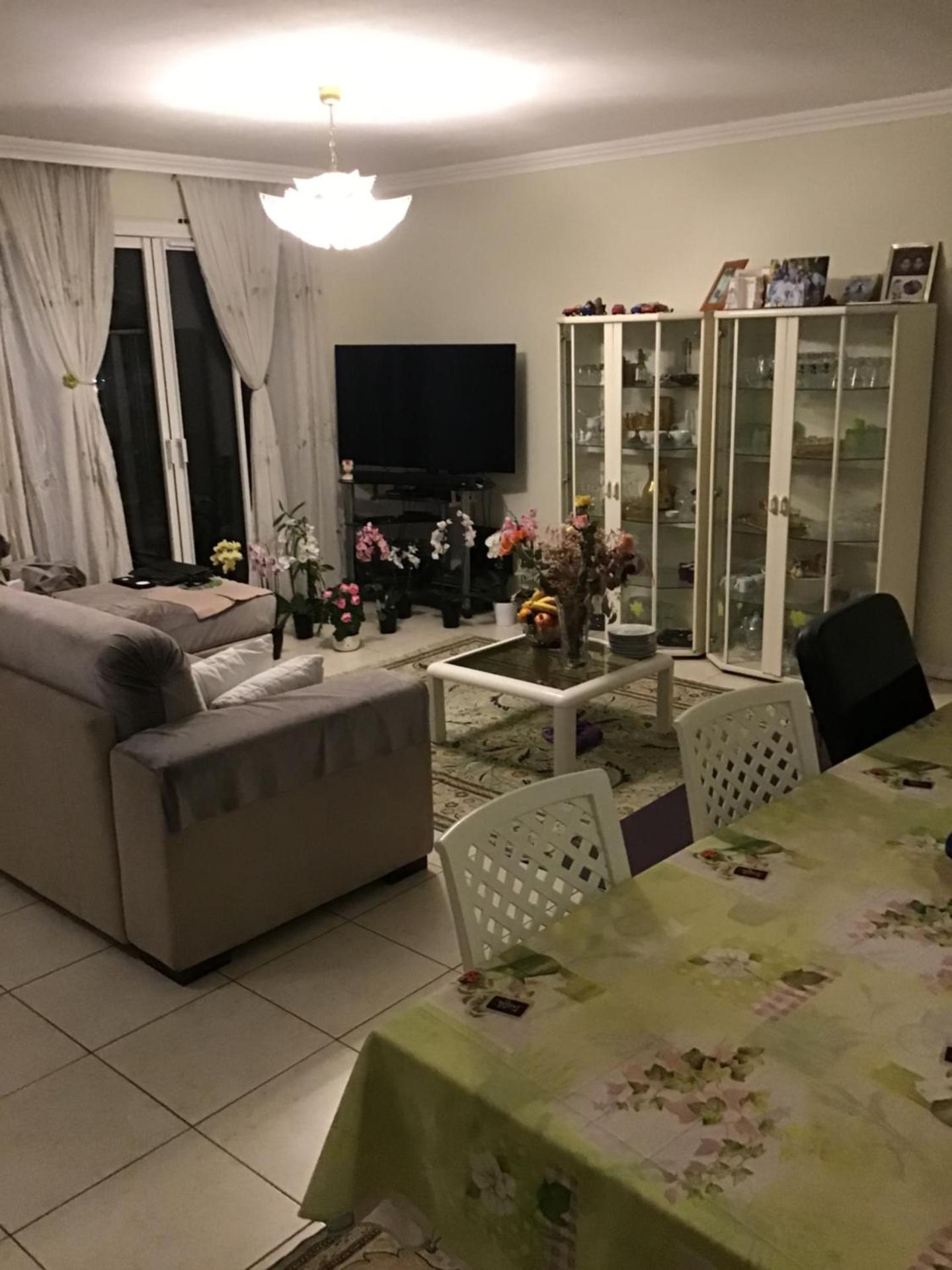 Nice port quartier antiquaire