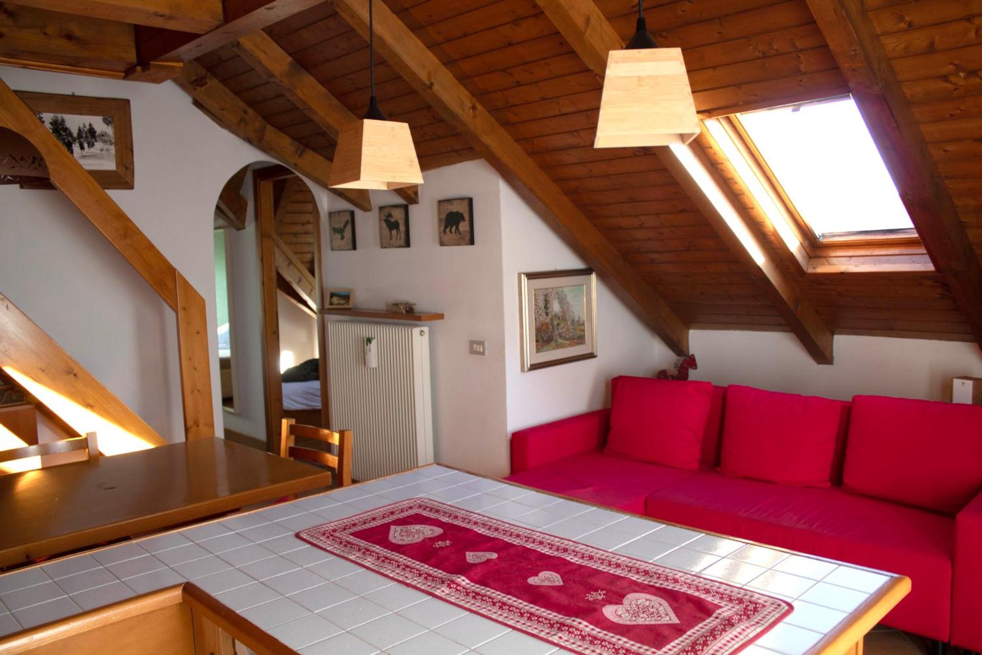 Communal lounge/ TV room