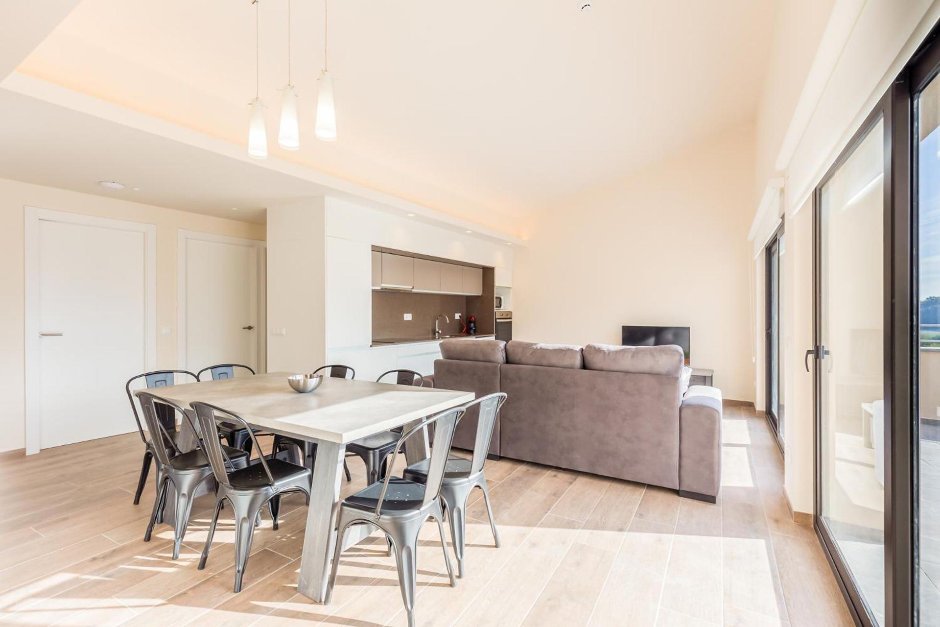 Can Cintet 3 Apartamento con terraza en Besalú