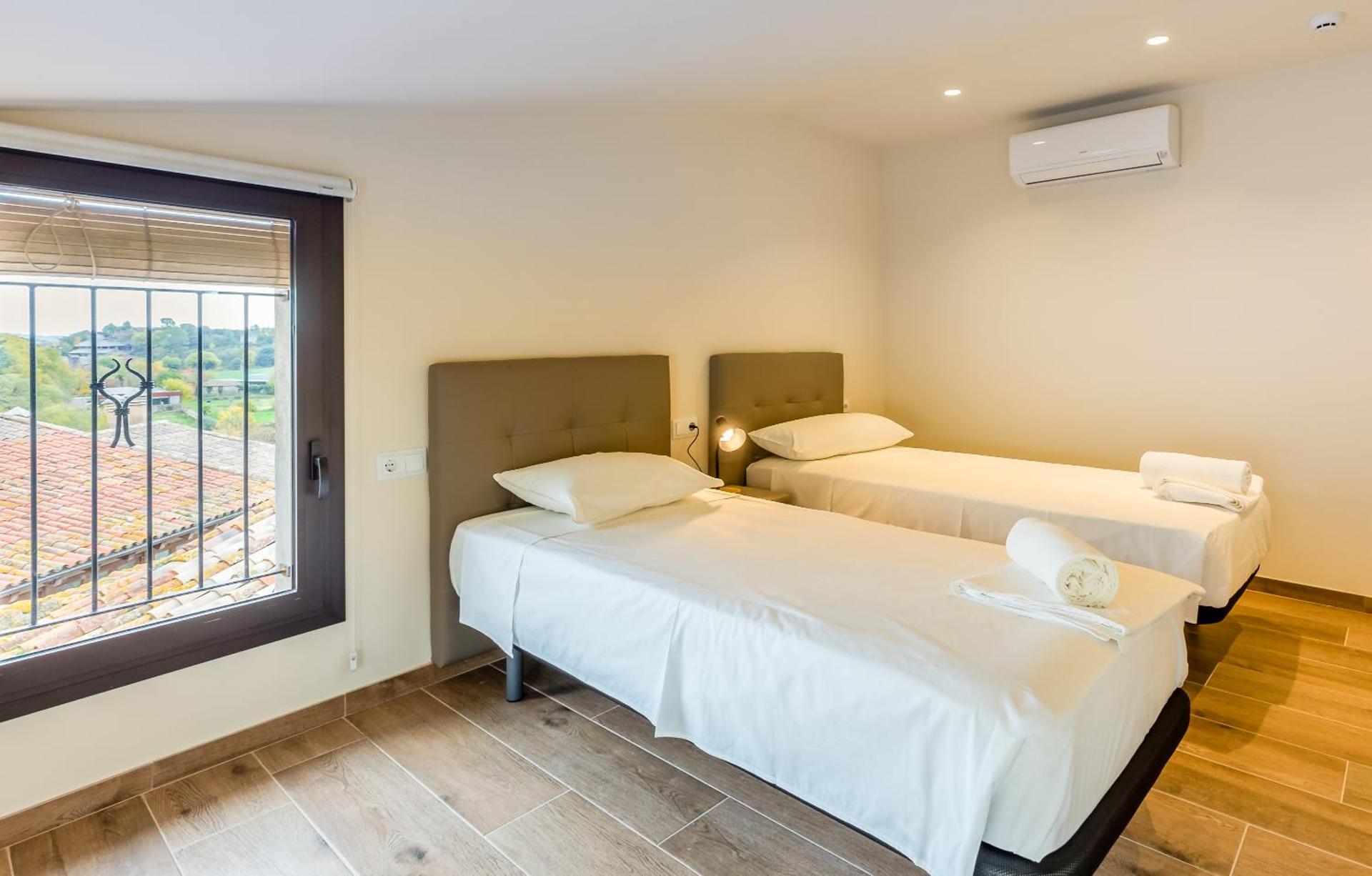 Can Cintet 3 Apartamento con terraza en Besalú